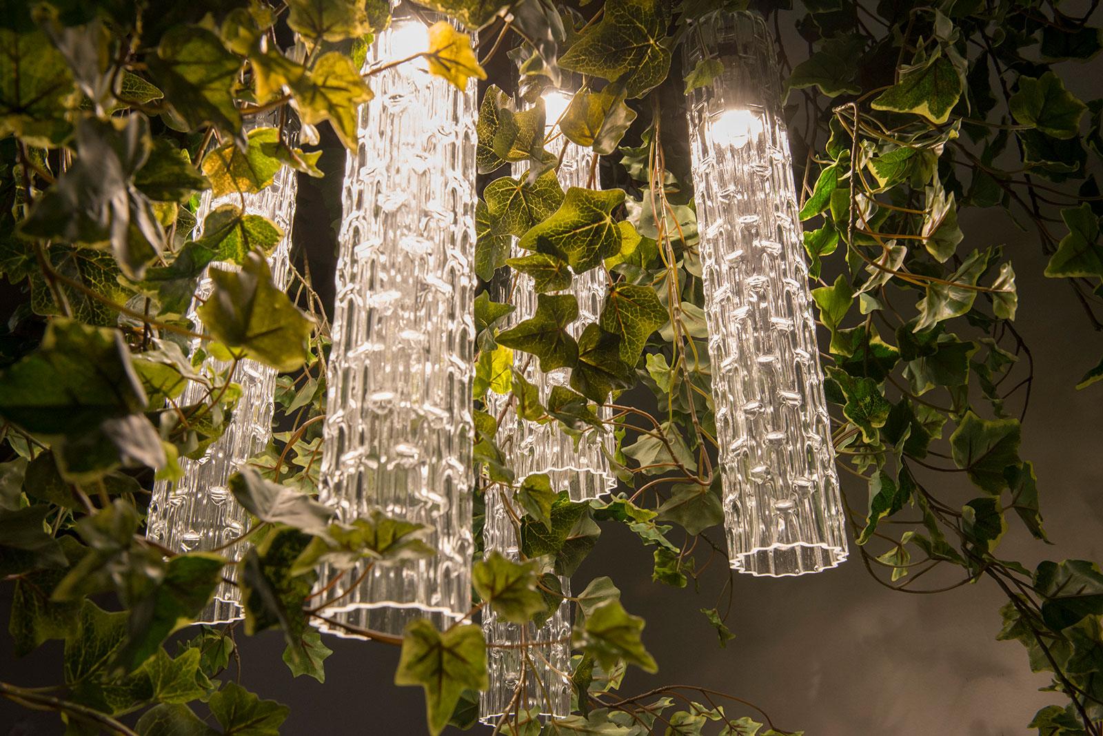 Hand-Crafted Flower Power Ivy Chandelier, Italy For Sale