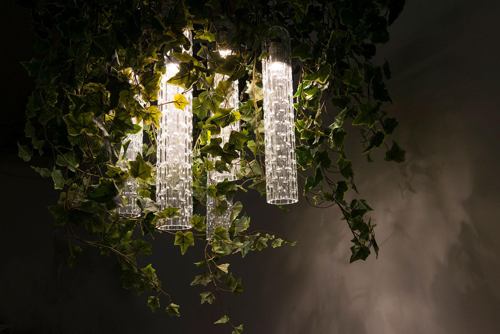 Flower Power Ivy Chandelier, cm h 80 65x65, Italy In New Condition For Sale In Treviso, Treviso