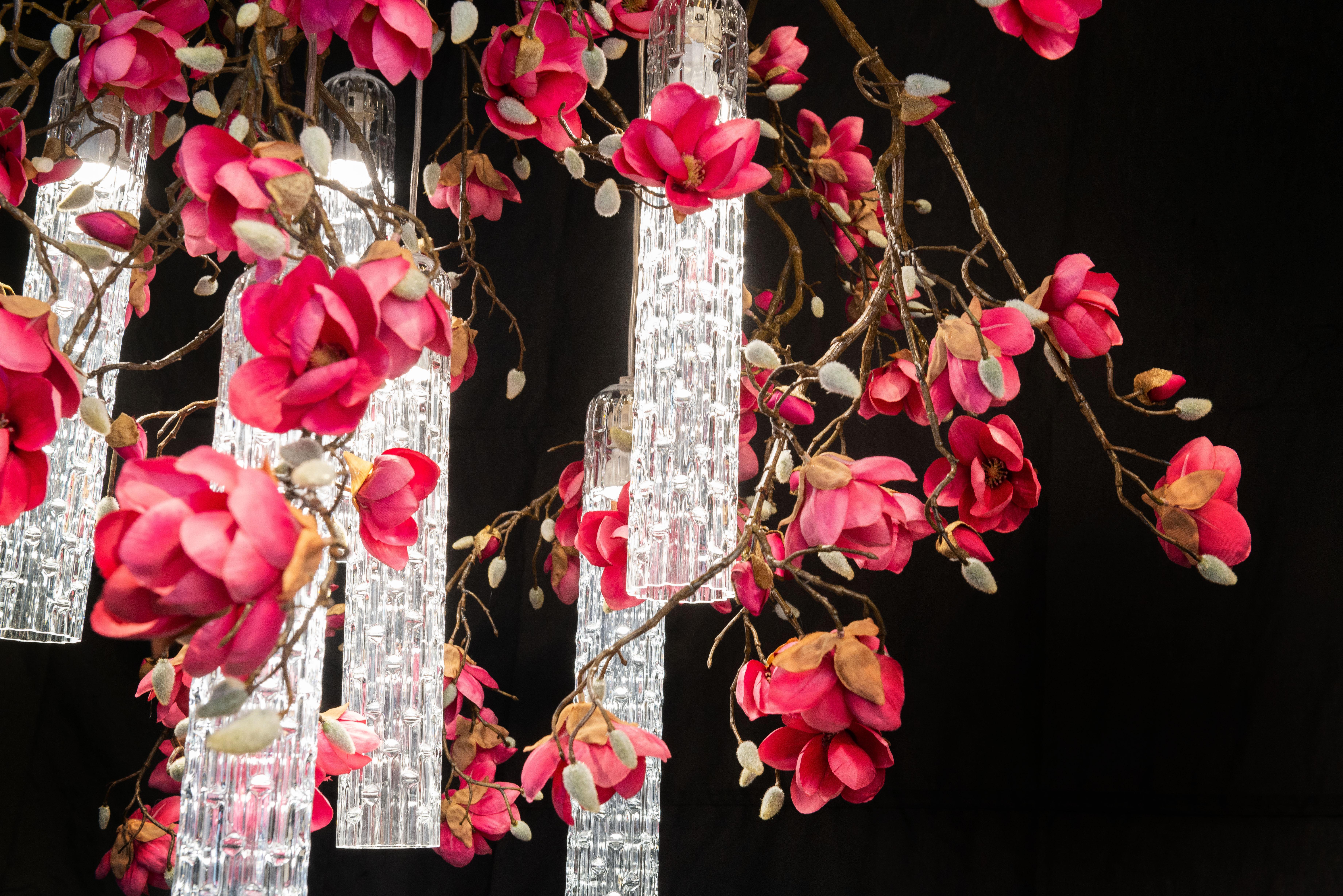 Contemporary Flower Power Magnolia Fuchsia & Clear Pipes Big Round Chandelier, Venice, Italy For Sale