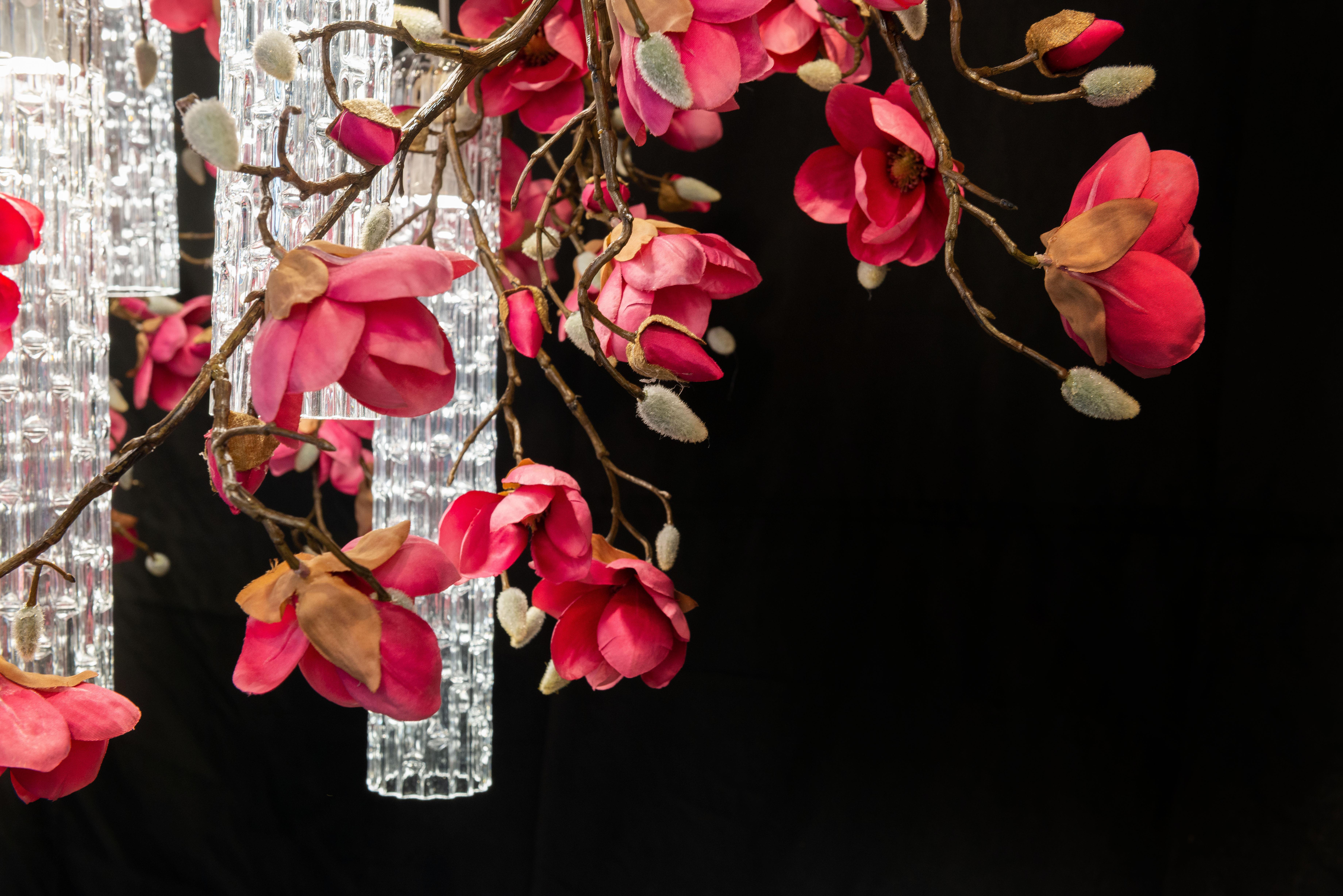 Steel Flower Power Magnolia Fuchsia & Clear Pipes Big Round Chandelier, Venice, Italy For Sale