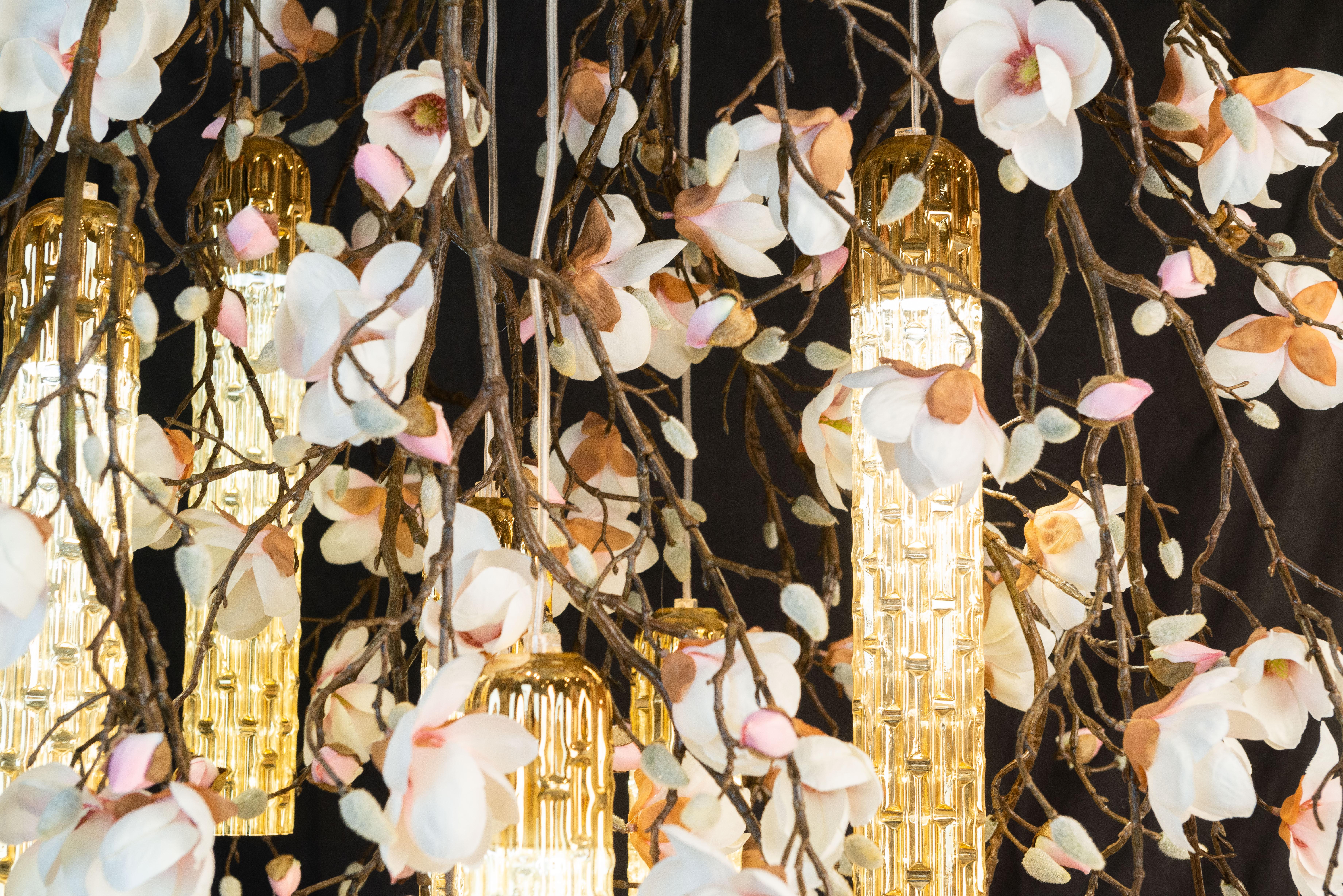 Italian Flower Power Magnolia Pink-Cream & Gold Pipes Round Chandelier, Venice, Italy For Sale