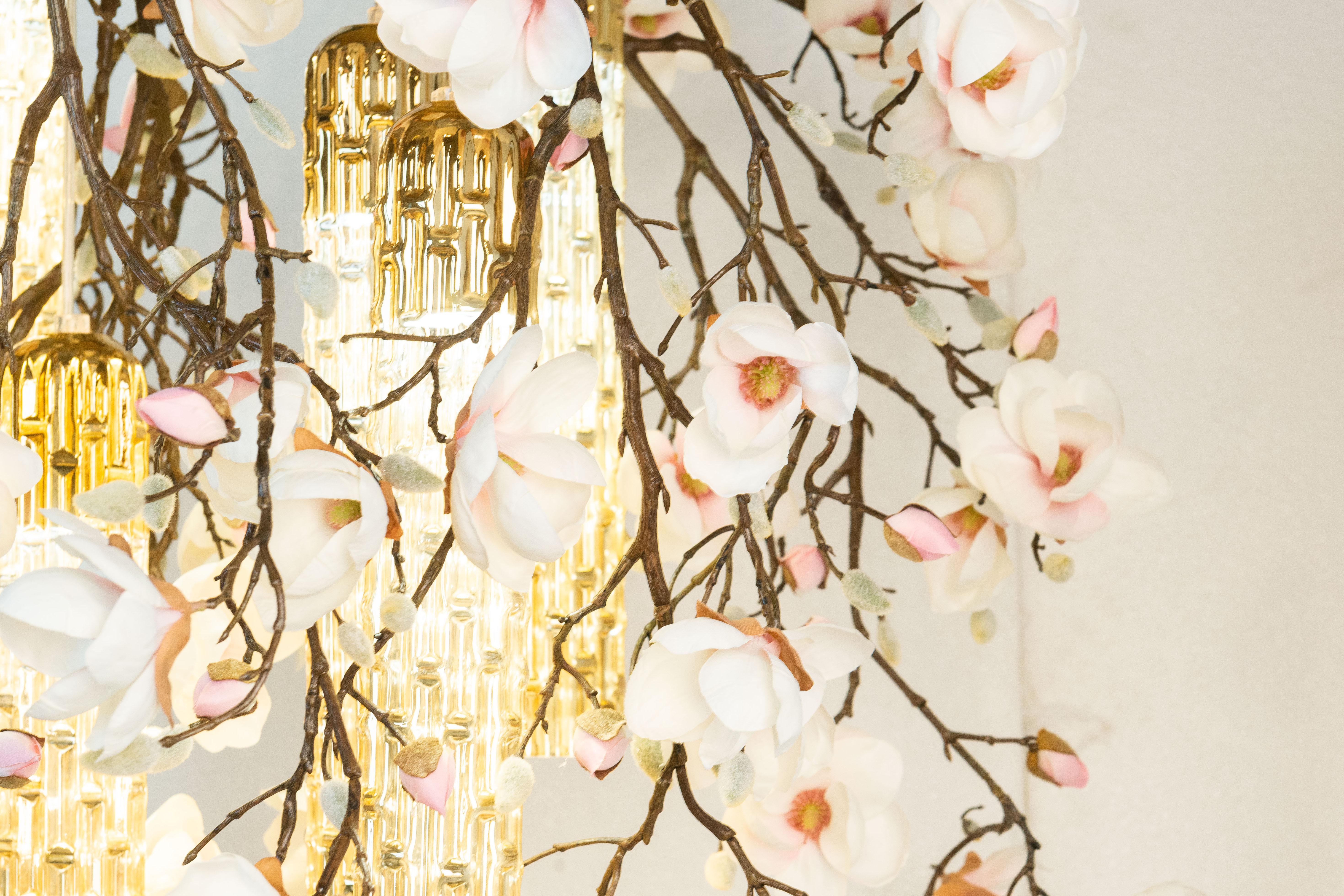 Acciaio Lampadario quadrato Flower Power Magnolia Pink-Cream & Gold Pipes, Venezia, Italia in vendita