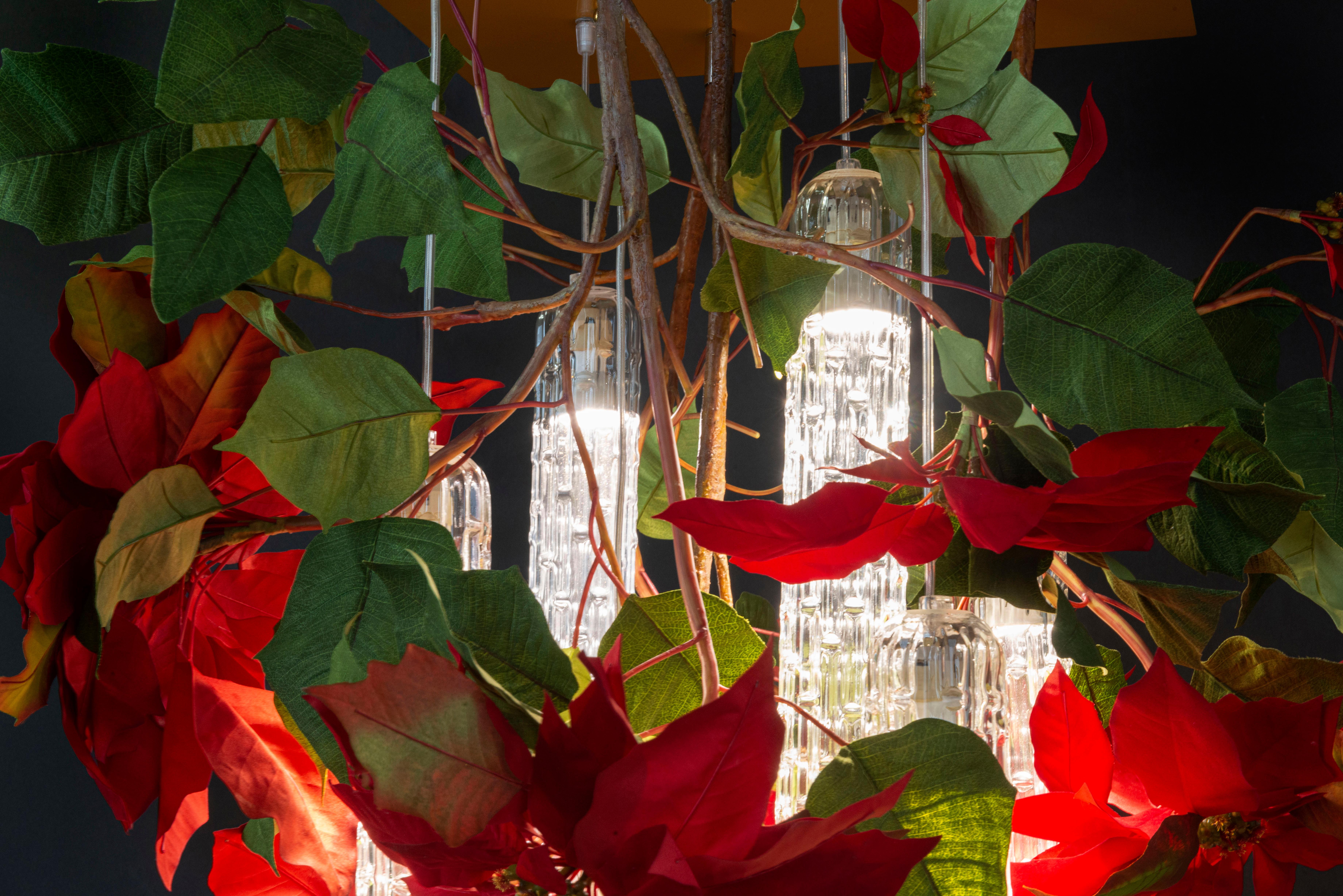 Quadratischer Blumen- Power Poinsettia-Kronleuchter aus Muranoglas, Venedig, Italien (Stahl) im Angebot