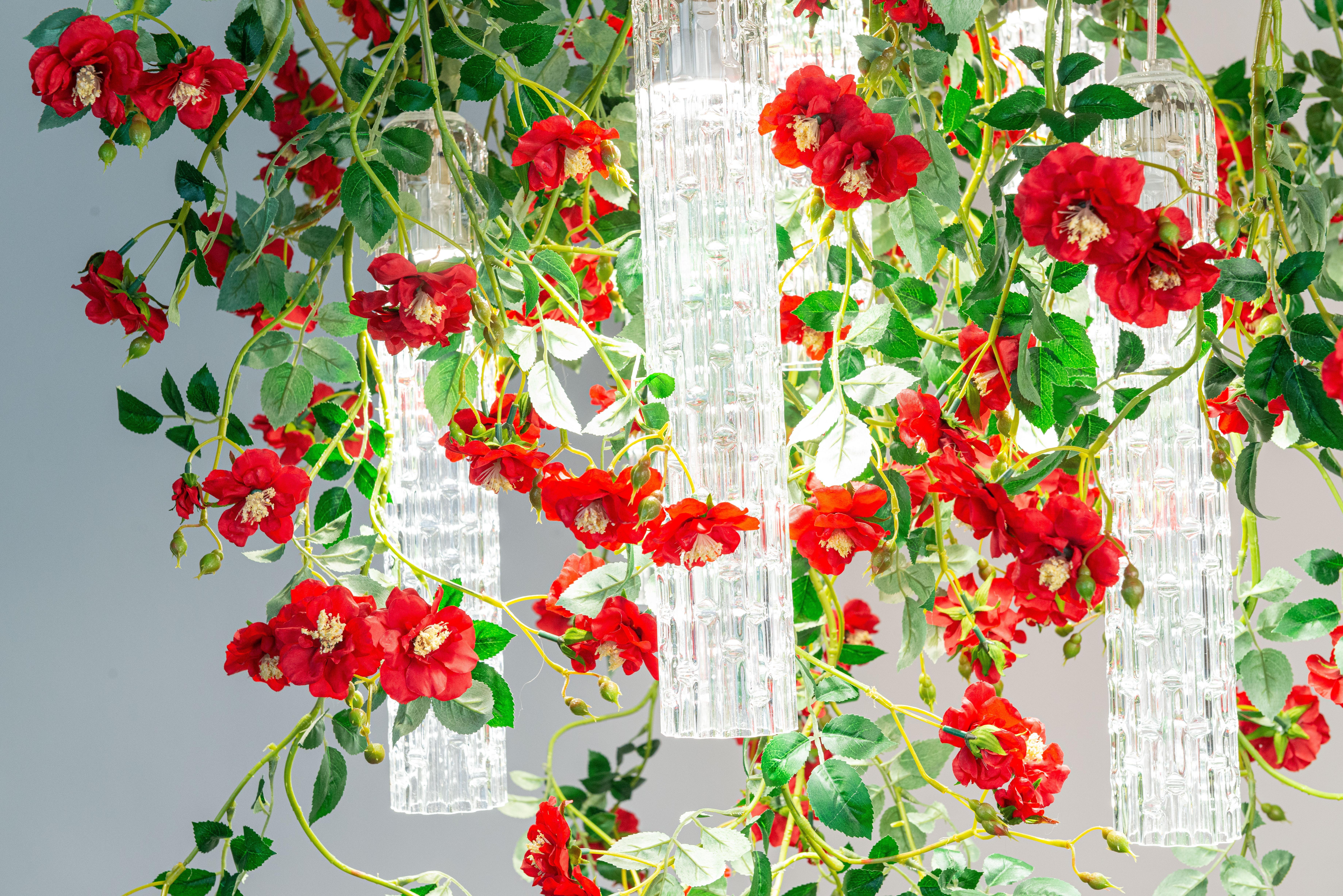 Contemporary Flower Power Wild Red Rose Big Round Chandelier, Venice, Italy For Sale