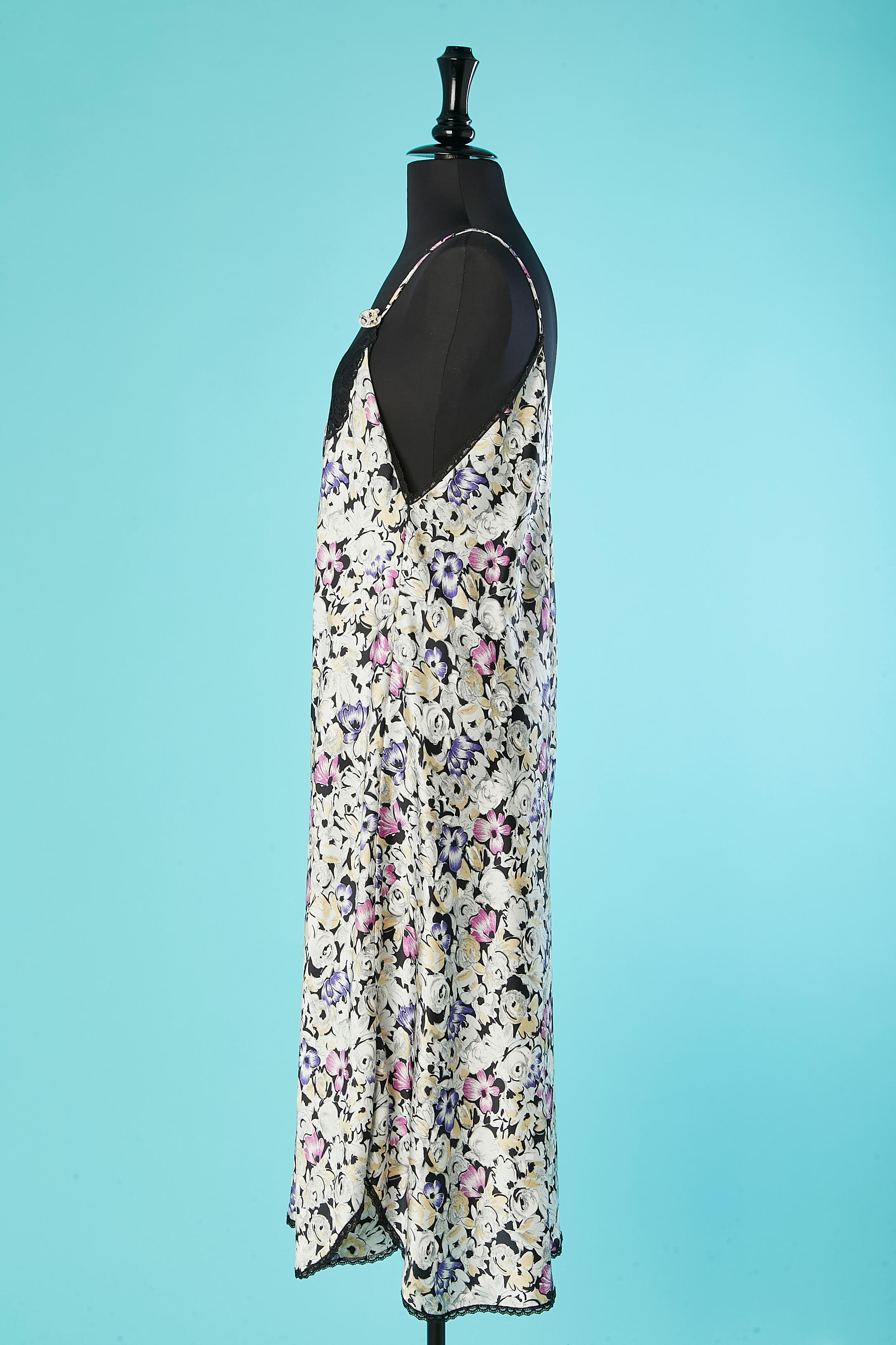 Nachthemd und Negligé mit Blumendruck und Spitze Christian Dior Lingerie für Saks  im Angebot 4