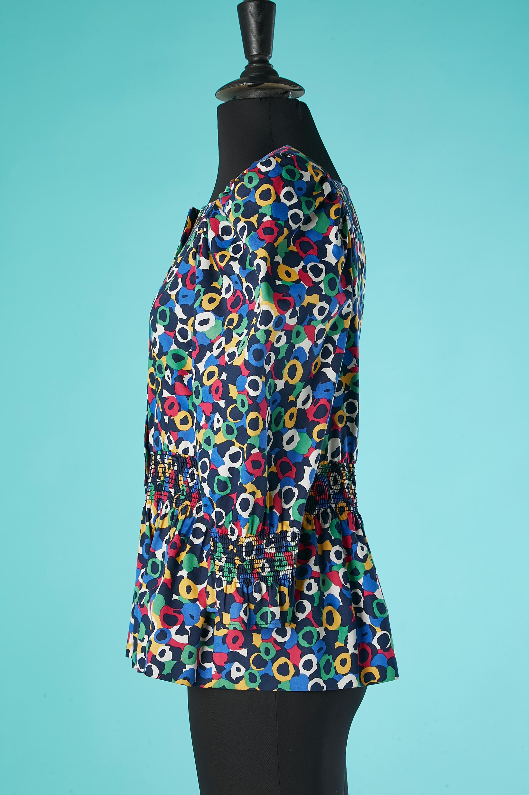 Top estampado de flores con botón en el centro delantero Variación Yves Saint Laurent en Excelente estado para la venta en Saint-Ouen-Sur-Seine, FR