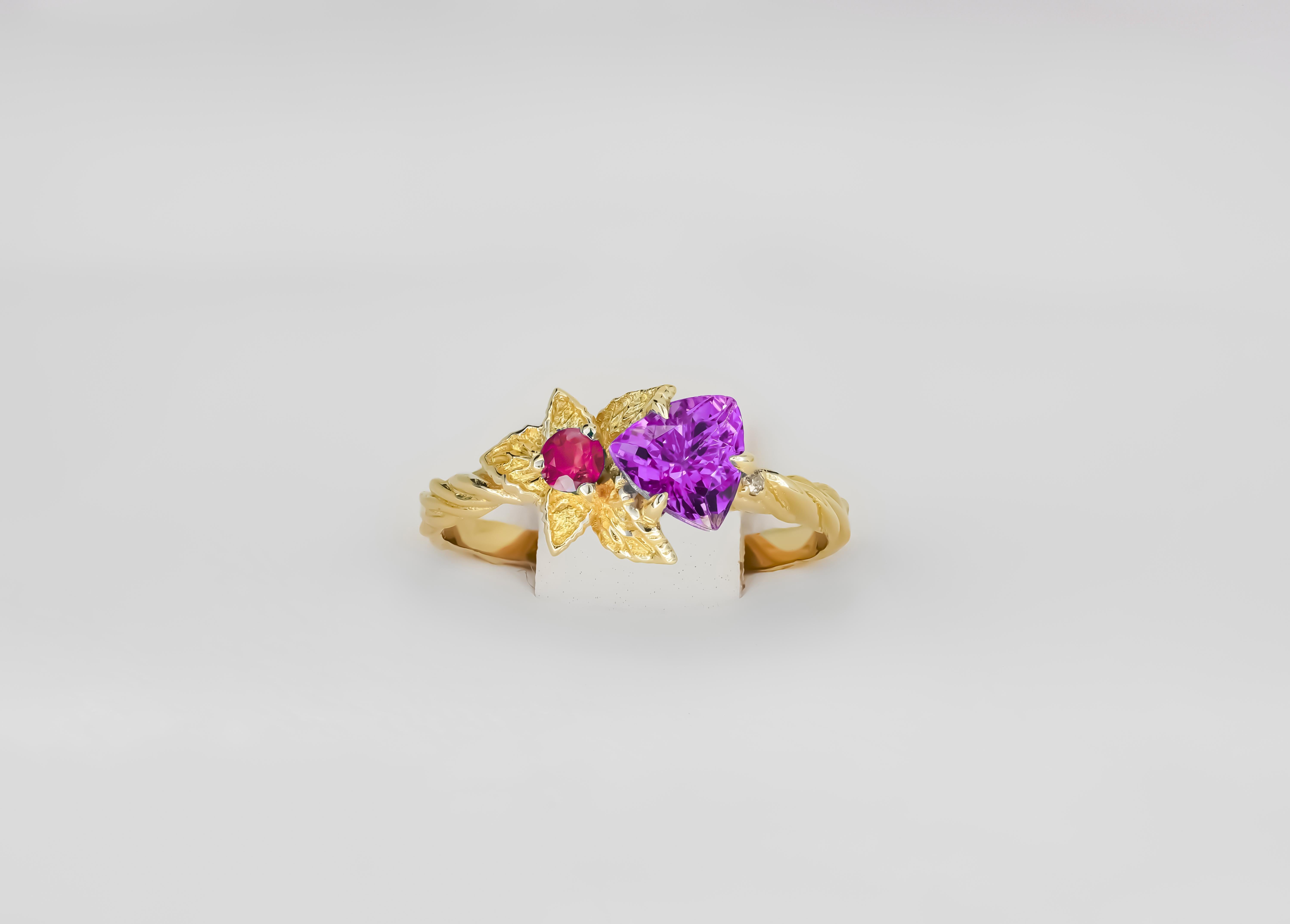 For Sale:  Flower red purple gemstone 14k gold ring 4