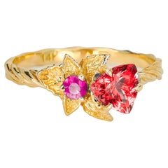 Flower red, purple gemstone 14k gold ring.