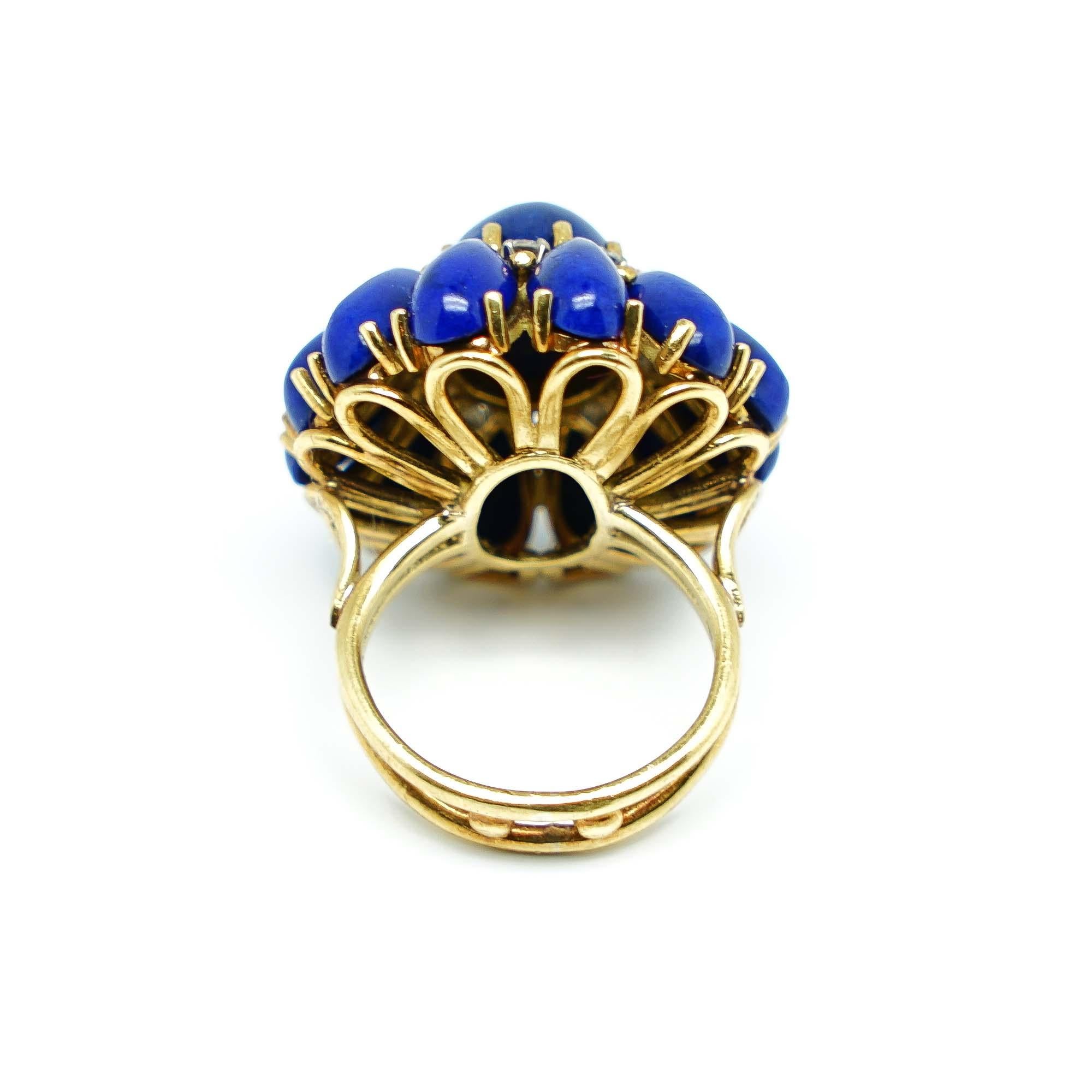 Mixed Cut Flower Ring with Intense Blue Lapis Cabochon and Diamonds in Gold 18 Karats  For Sale