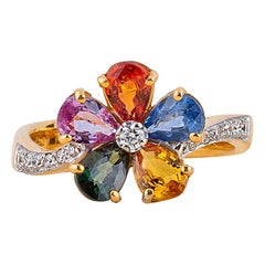 Flower Ring with Sapphire Diamonds in 18 Karat