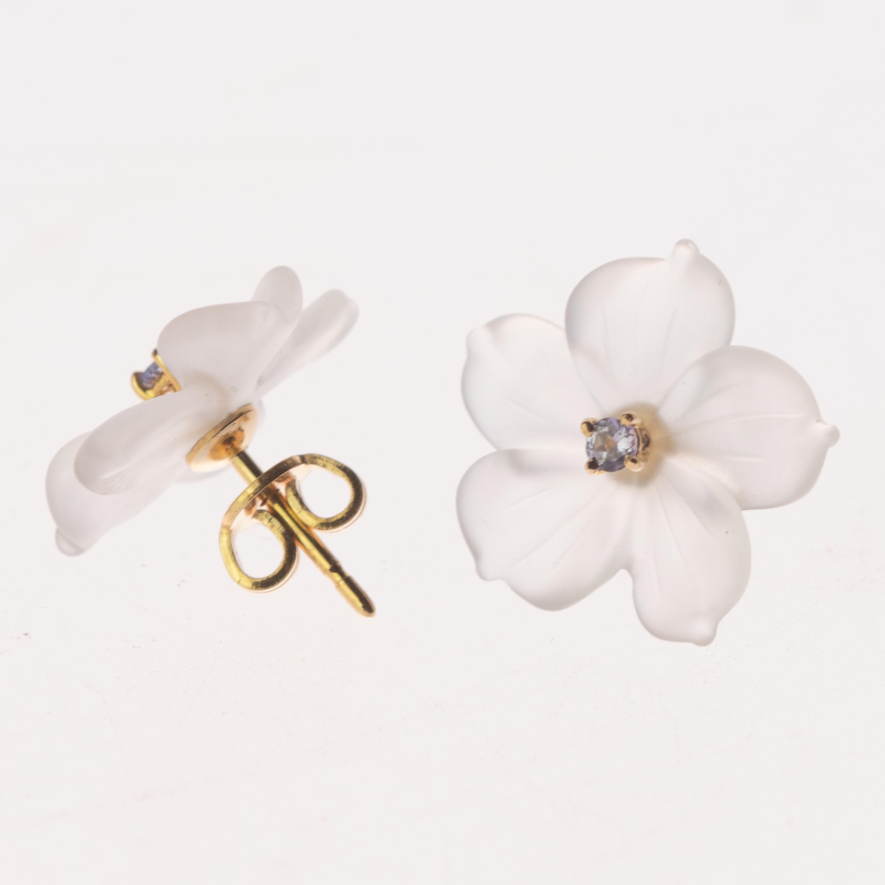Artisan Flower Rock Crystal Carved Tanzanite 18 Karat Yellow Gold Stud Handmade Earrings For Sale