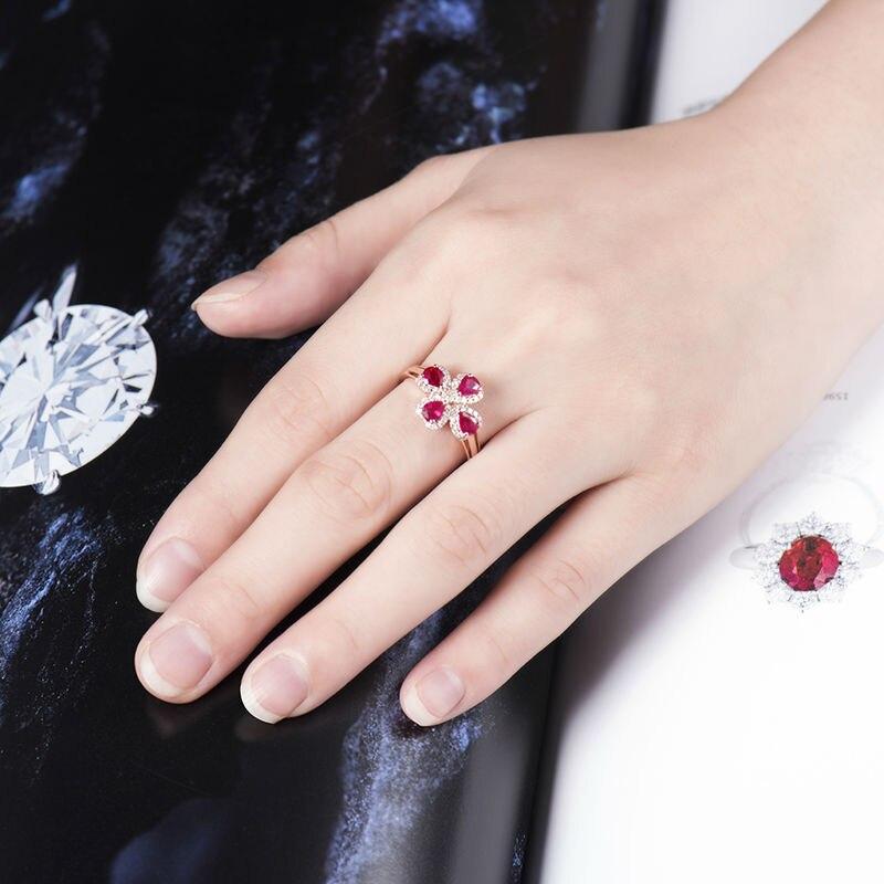Contemporary Flower Ruby Diamond Ring 18 Karat Rose Gold For Sale