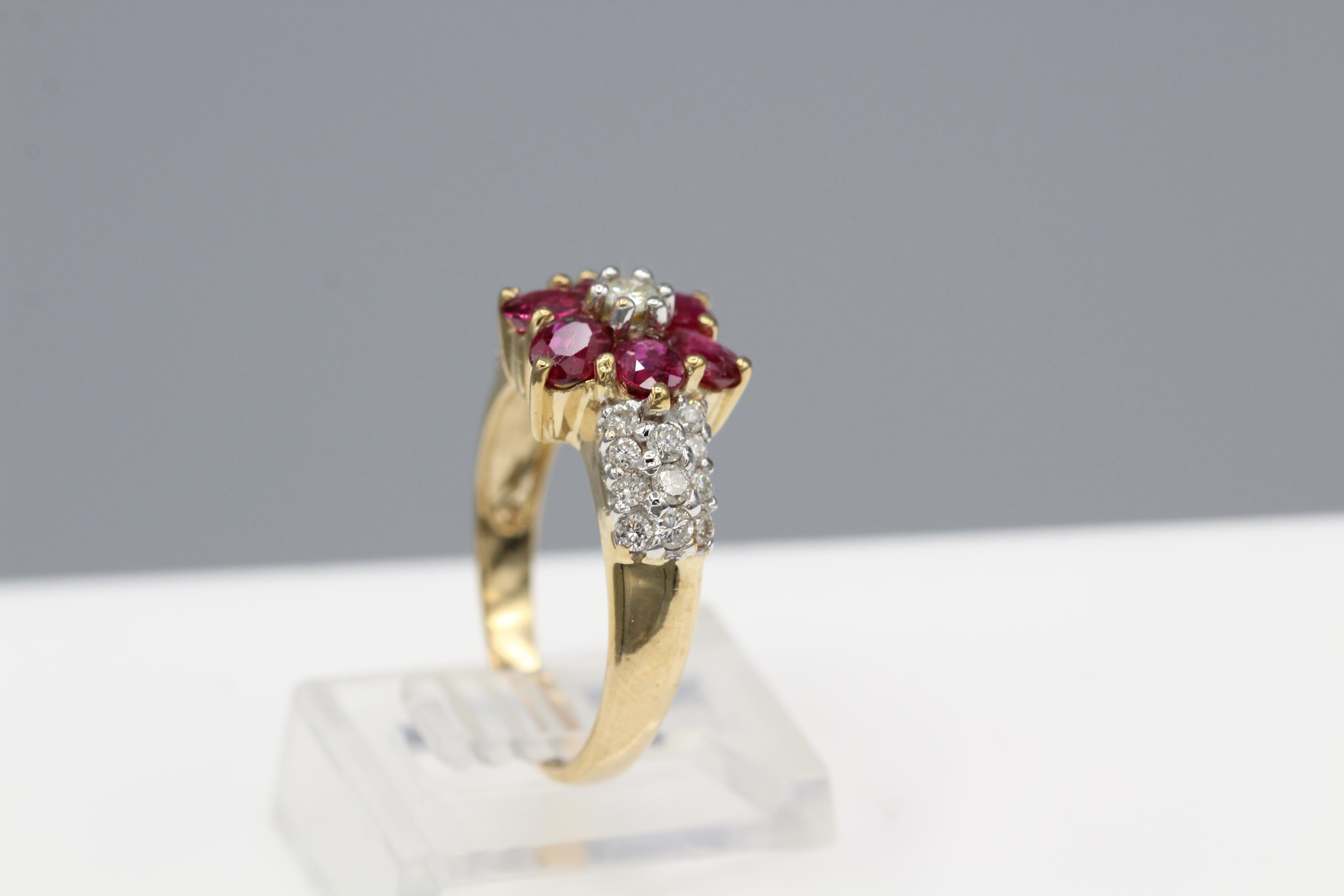 Flower Ruby Ring 14 Karat Yellow Gold and Diamonds For Sale 1