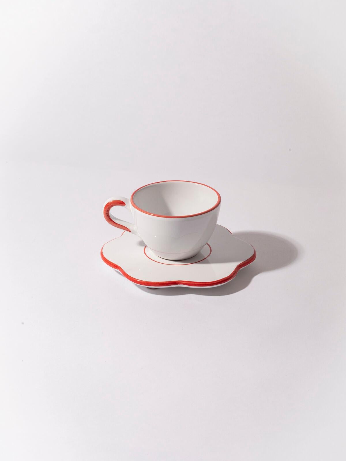 The Bistro ceramic collection is inspired by traditional bistro porcelaine, but with a twist. The colours is inspired by the classic french bistro with a lobster red and basil green, and a more classic blue that match with everything in your kitchen