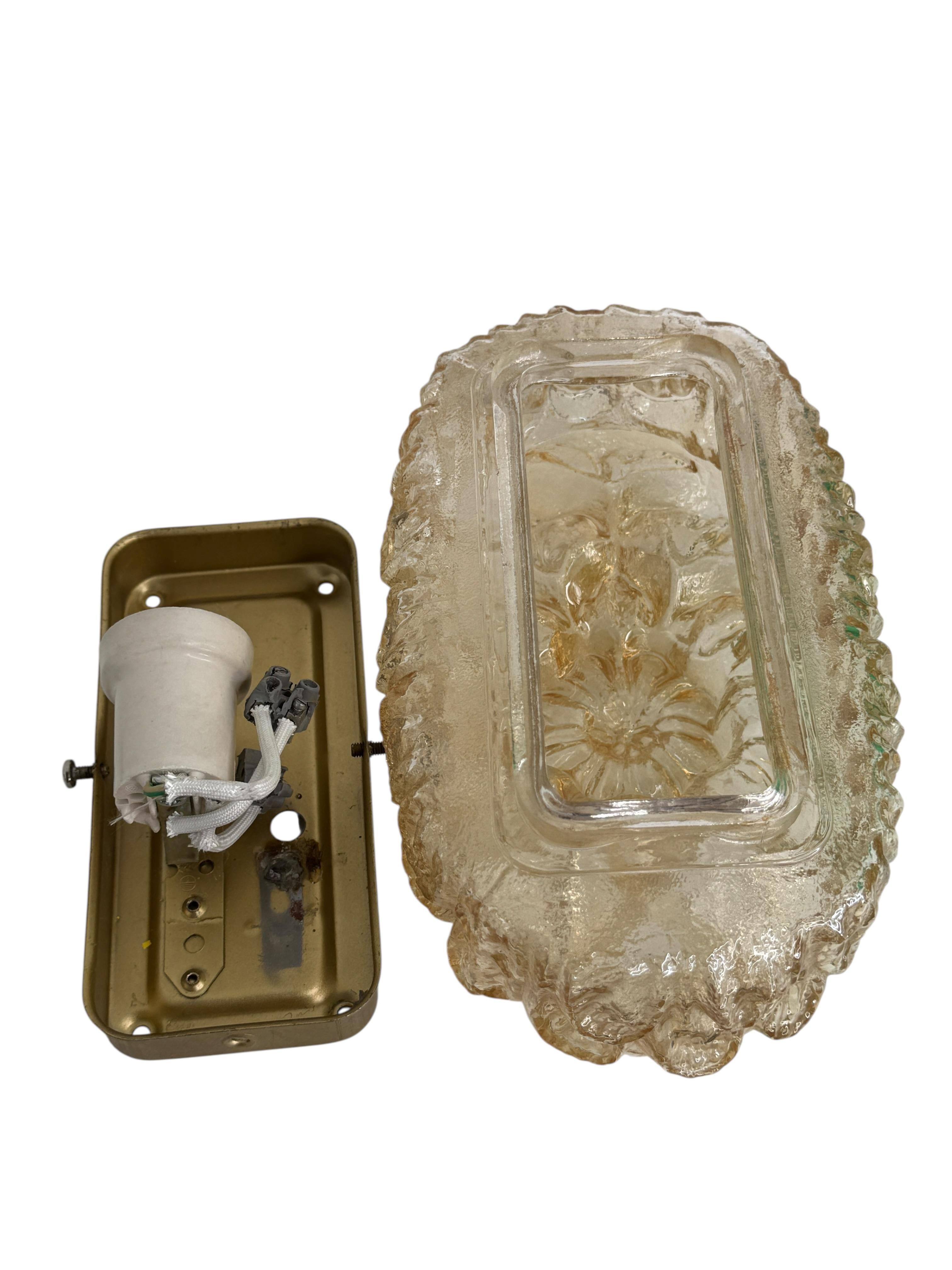 Flower Shape Glass Sconces Vintage German 1960s Glashuette Limburg In Good Condition For Sale In Nuernberg, DE