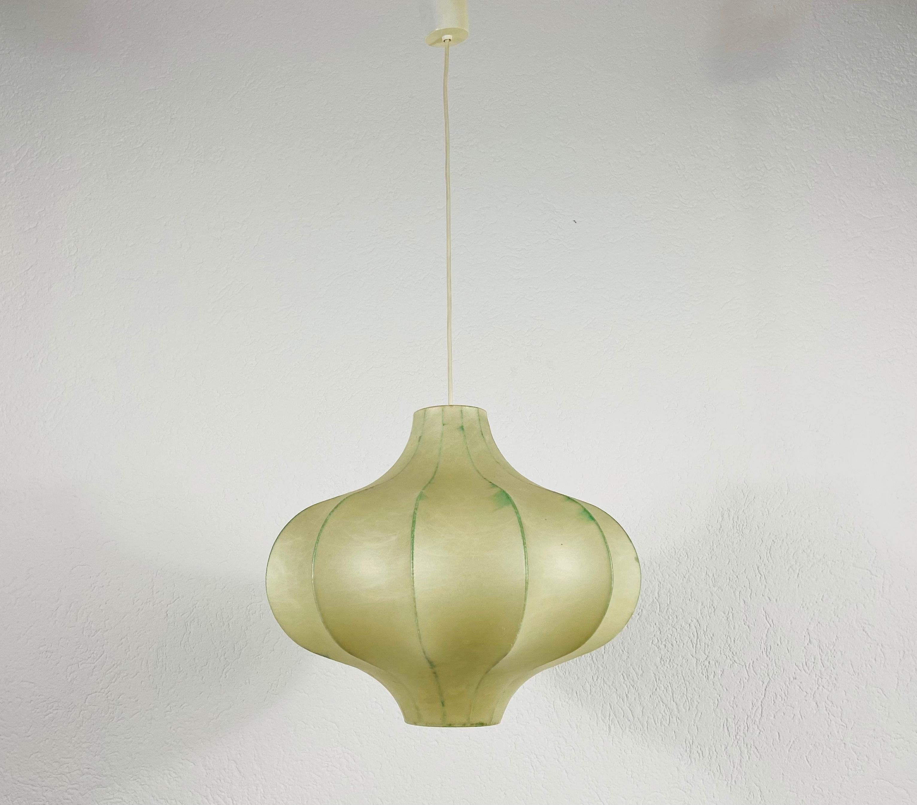 Flower Shape Mid-Century Modern Cocoon Pendant Light, 1960s, Italy 2