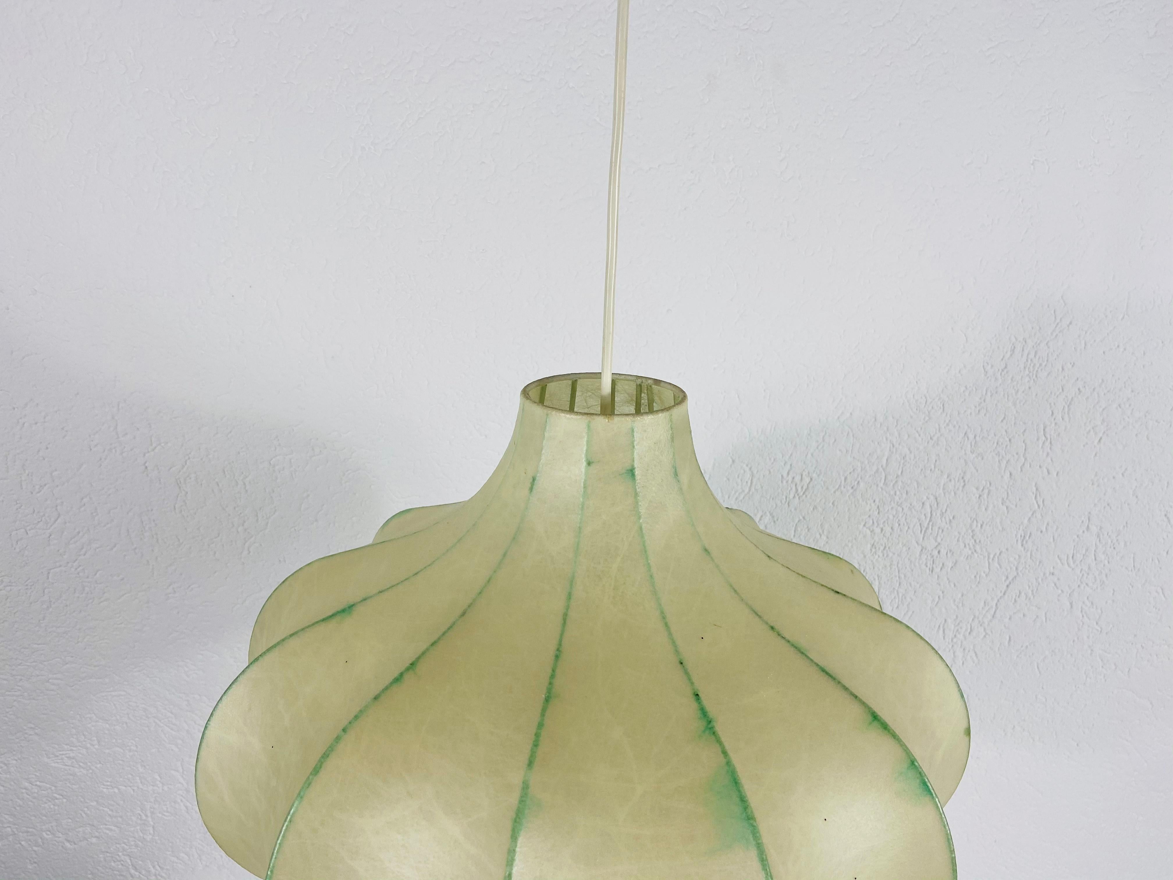 Flower Shape Mid-Century Modern Cocoon Pendant Light, 1960s, Italy 3