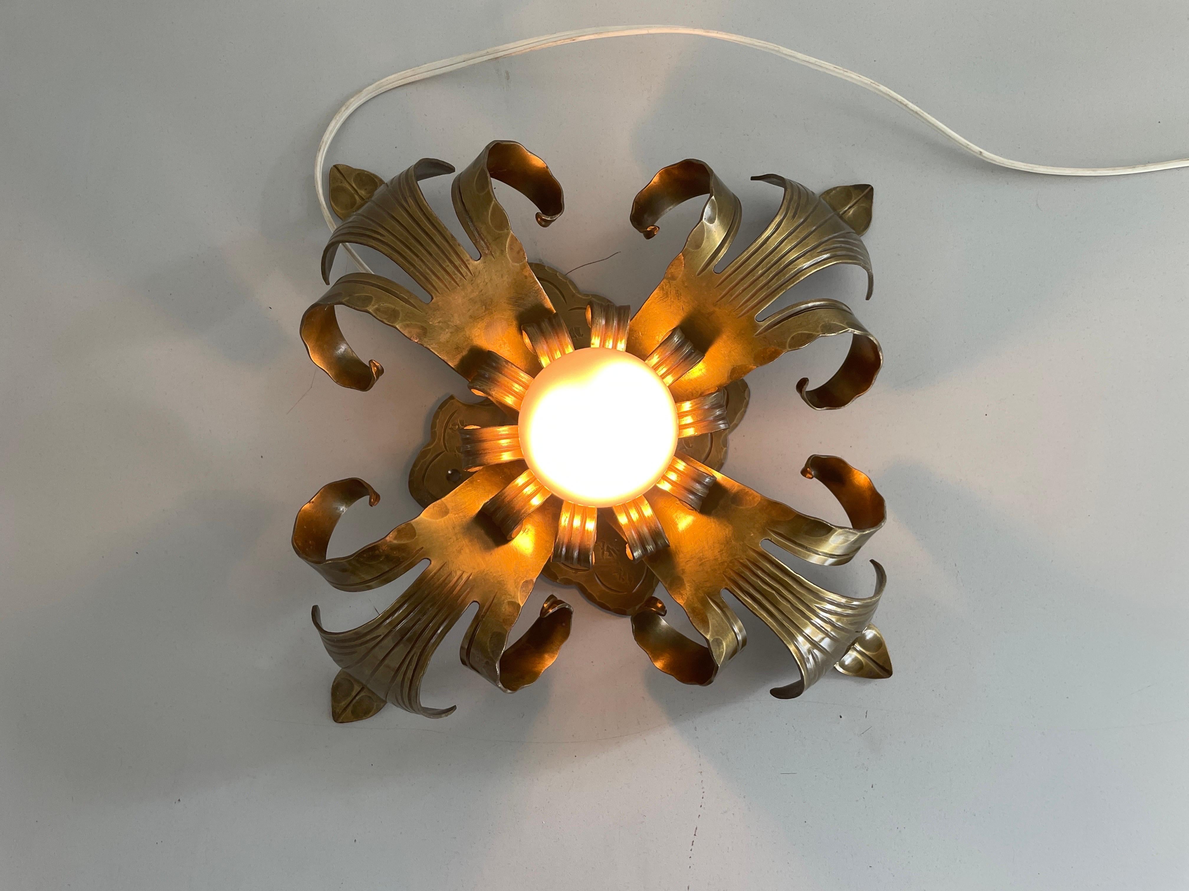 Flower Shaped Heavy Brass Pendant Lamp by Hans Möller, 1960s, Germany For Sale 7