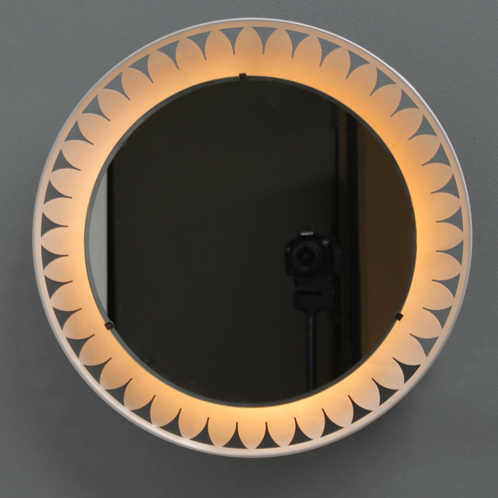 Mid-Century Modern Flower-Shaped Illuminated Mirror by Ernest Igl for Hillebrand For Sale