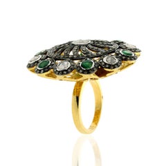 Flower Shaped Round Ring in 18k Gold with Diamonds & Emerald Stones