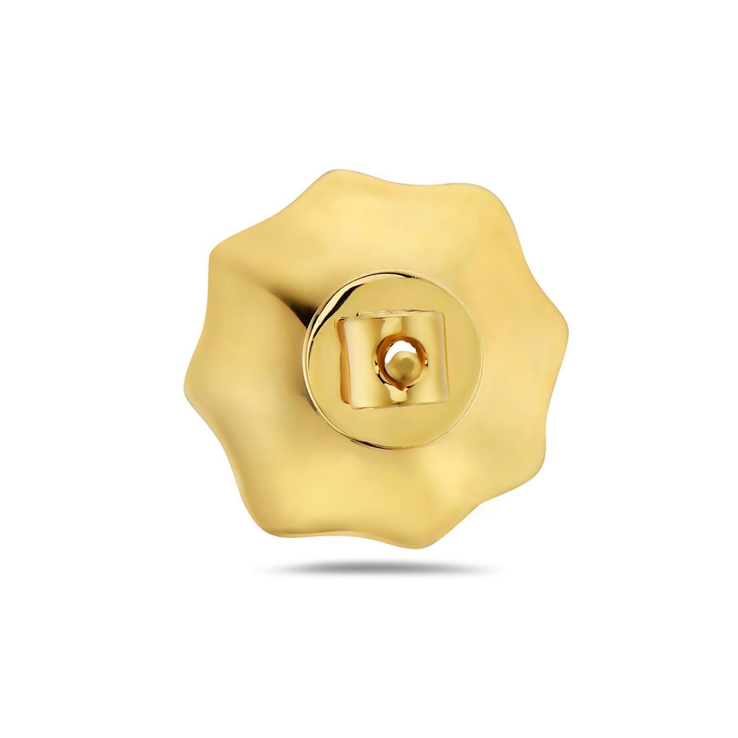 Contemporary Flower Shaped Stud Earrings in 14k Yellow Gold with Diamonds on Edge & Center For Sale