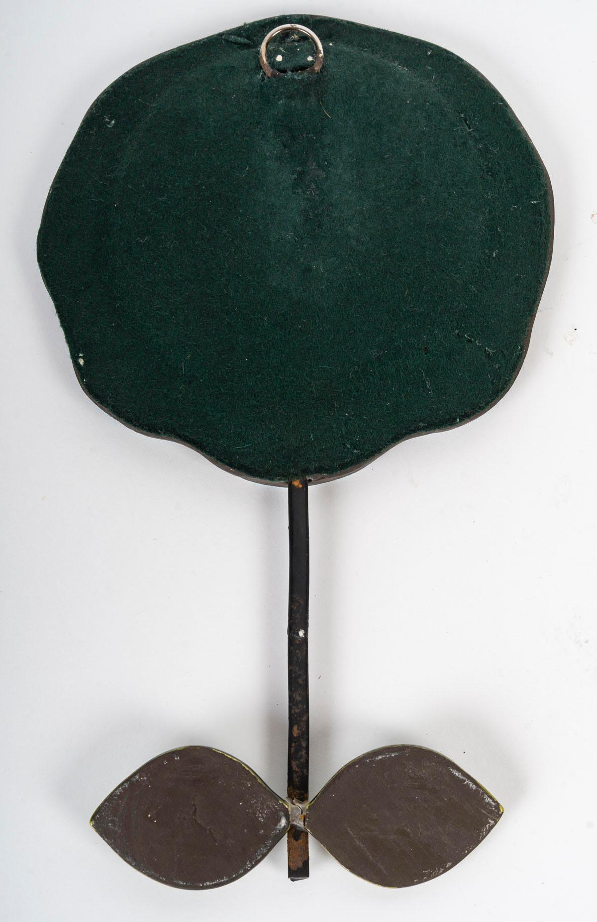 Flower-Shaped Wall Mirror by Mithé Espelt (1923-2020), circa 1970, Ceramic. In Good Condition In Saint-Ouen, FR