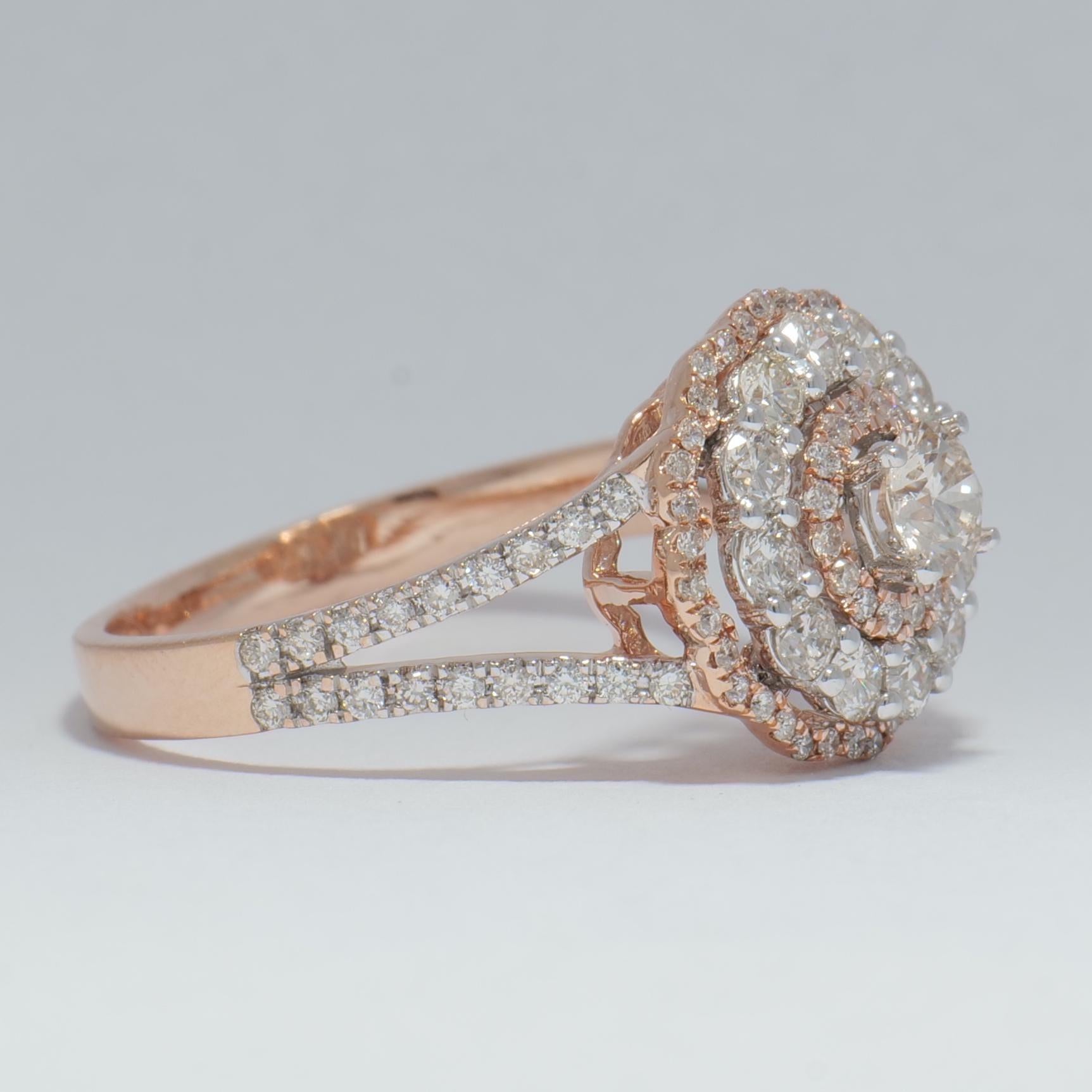 Flower Solitaire Natural Diamond Cluster Ring in 14K Solid Gold (Certified) Damen im Angebot