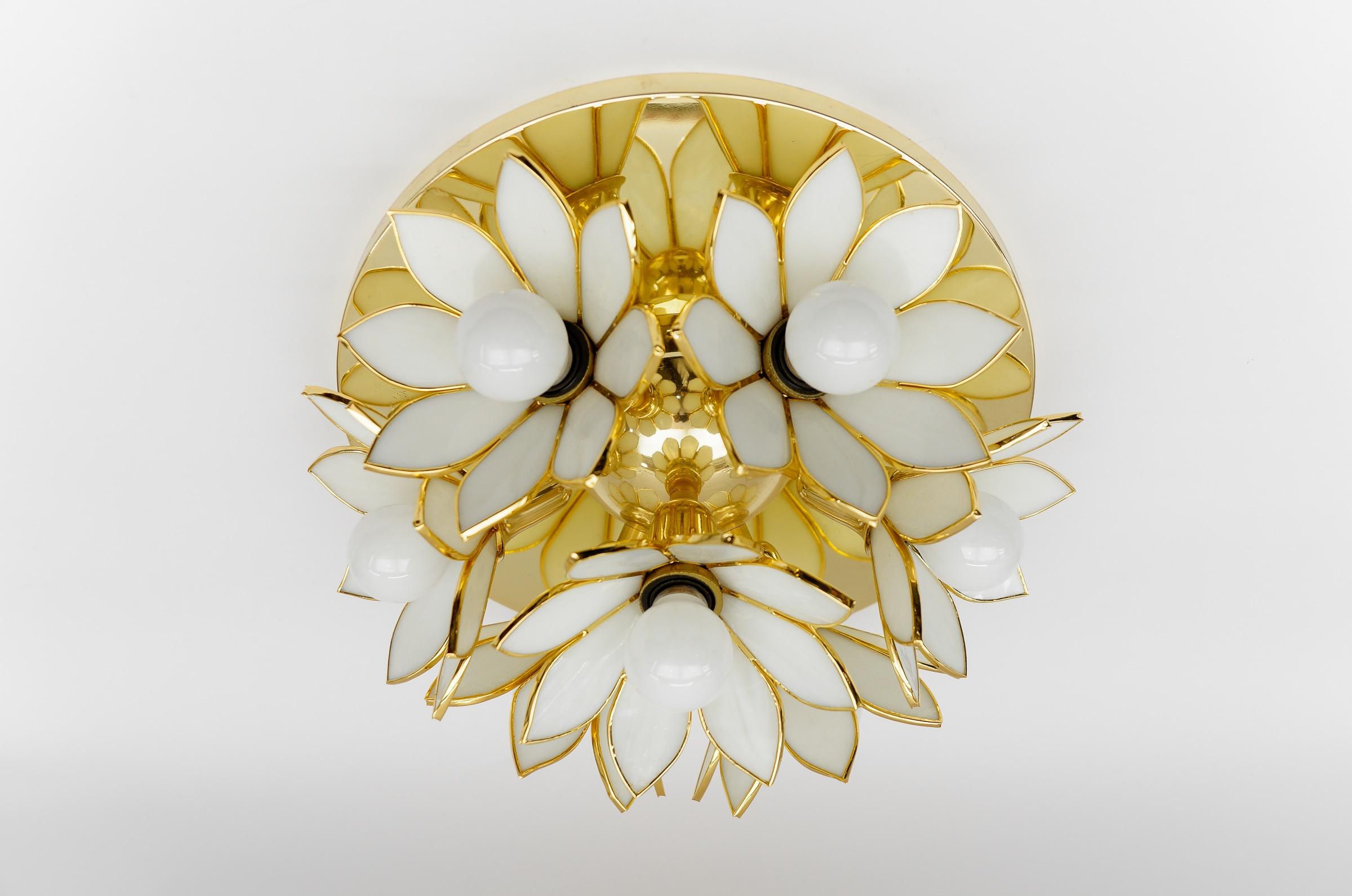 Flower Spherical Wall or Ceiling Lamps in Brass, 1960s im Angebot 8