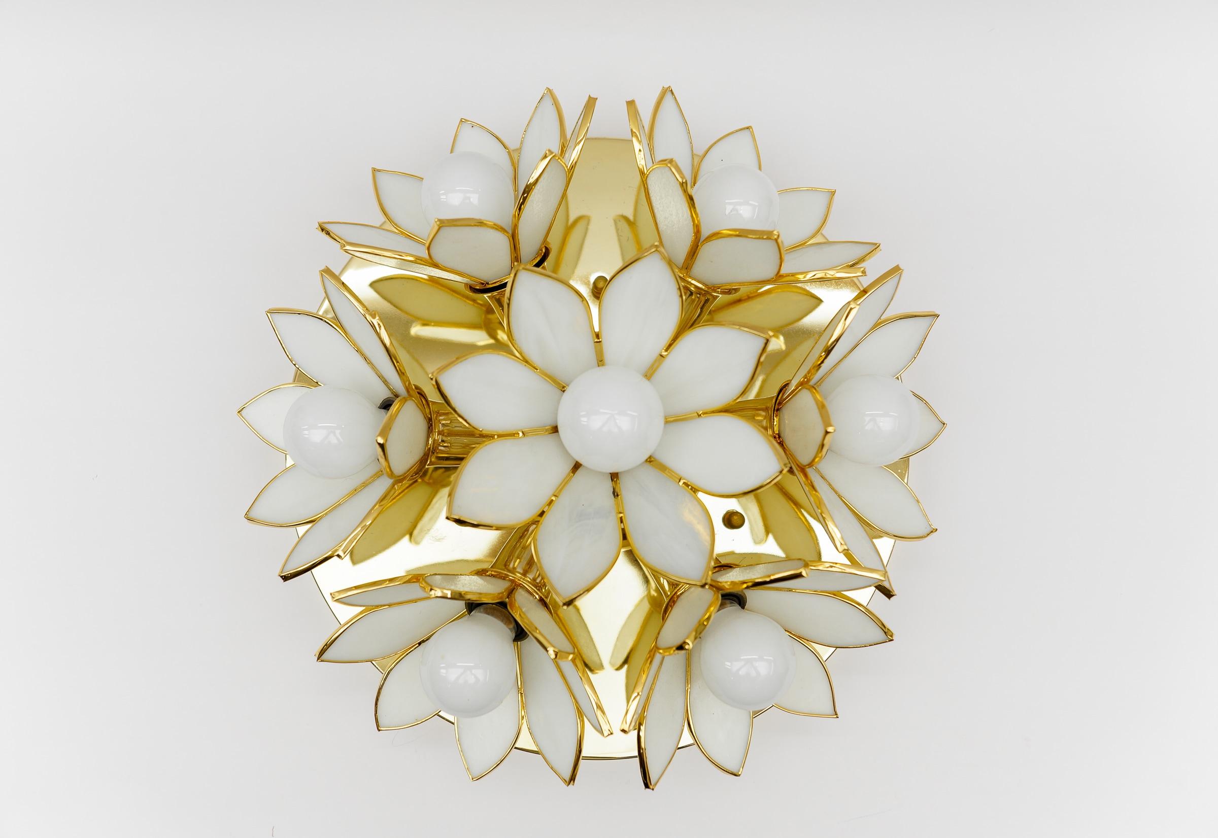 Flower Spherical Wall or Ceiling Lamps in Brass, 1960s (Deutsch) im Angebot