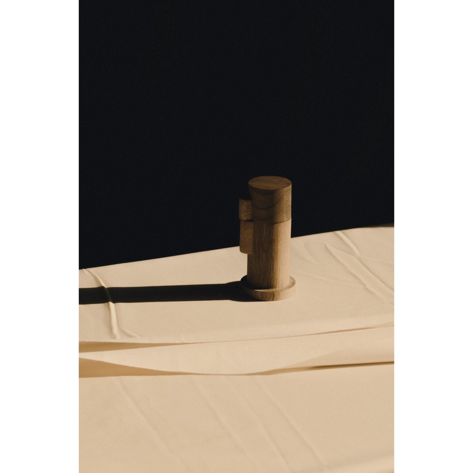 Flower Vase by Katia Solórzano In New Condition For Sale In Geneve, CH