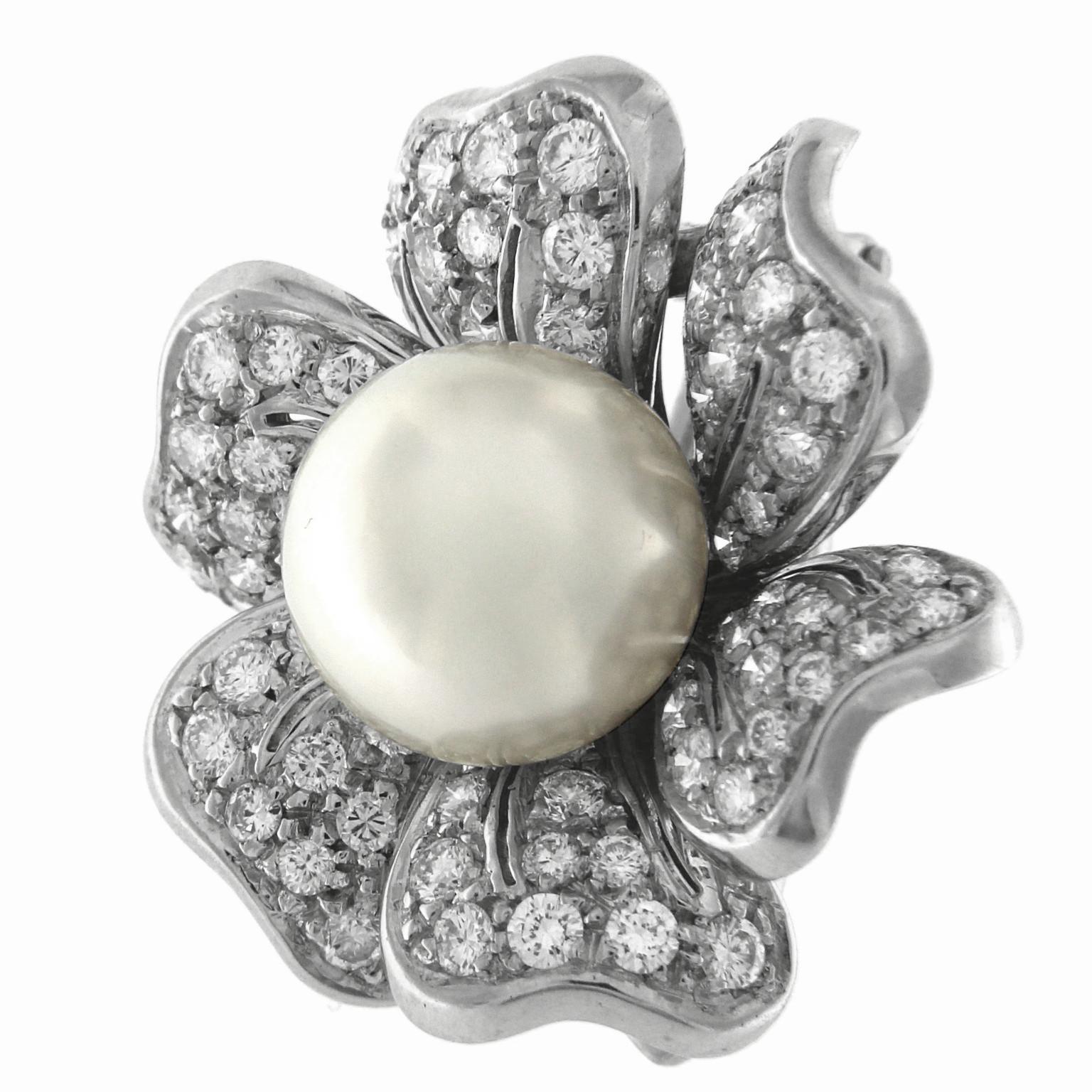 Brilliant Cut Flower White 18 Karat Gold Pearls and Diamond Earrings For Sale