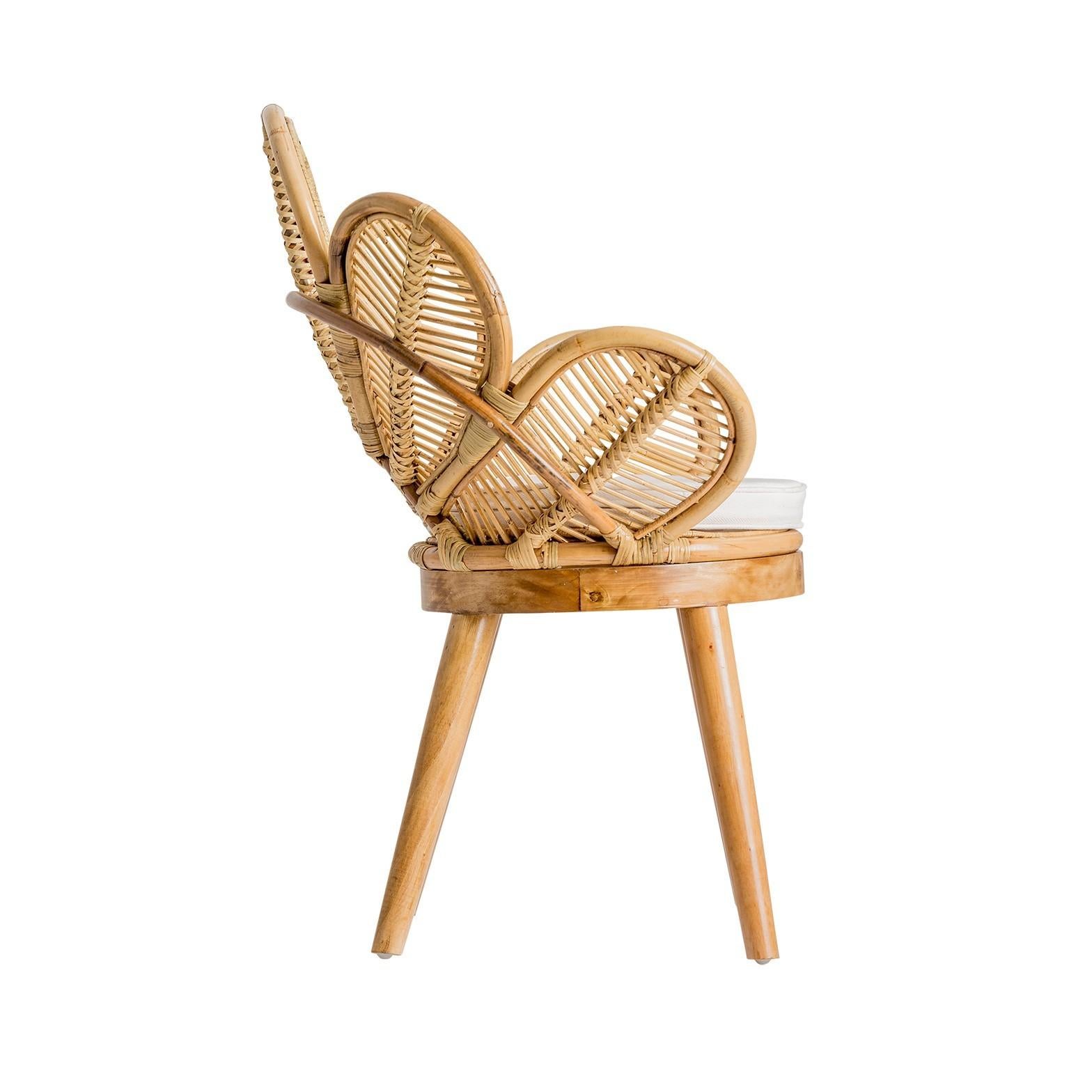 Mid-Century Modern Fauteuil en bois et rotin Flower en vente