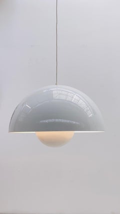 "Flowerpot" Big VP2 di Verner Panton per Louis Panton Danimarca