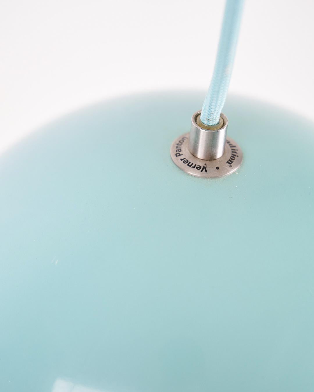 Lámpara Flowerpot Modelo VP1 En Azul Bebé Por Verner Panton Para &Tradition De Los Años 1968 mediados del siglo XX en venta