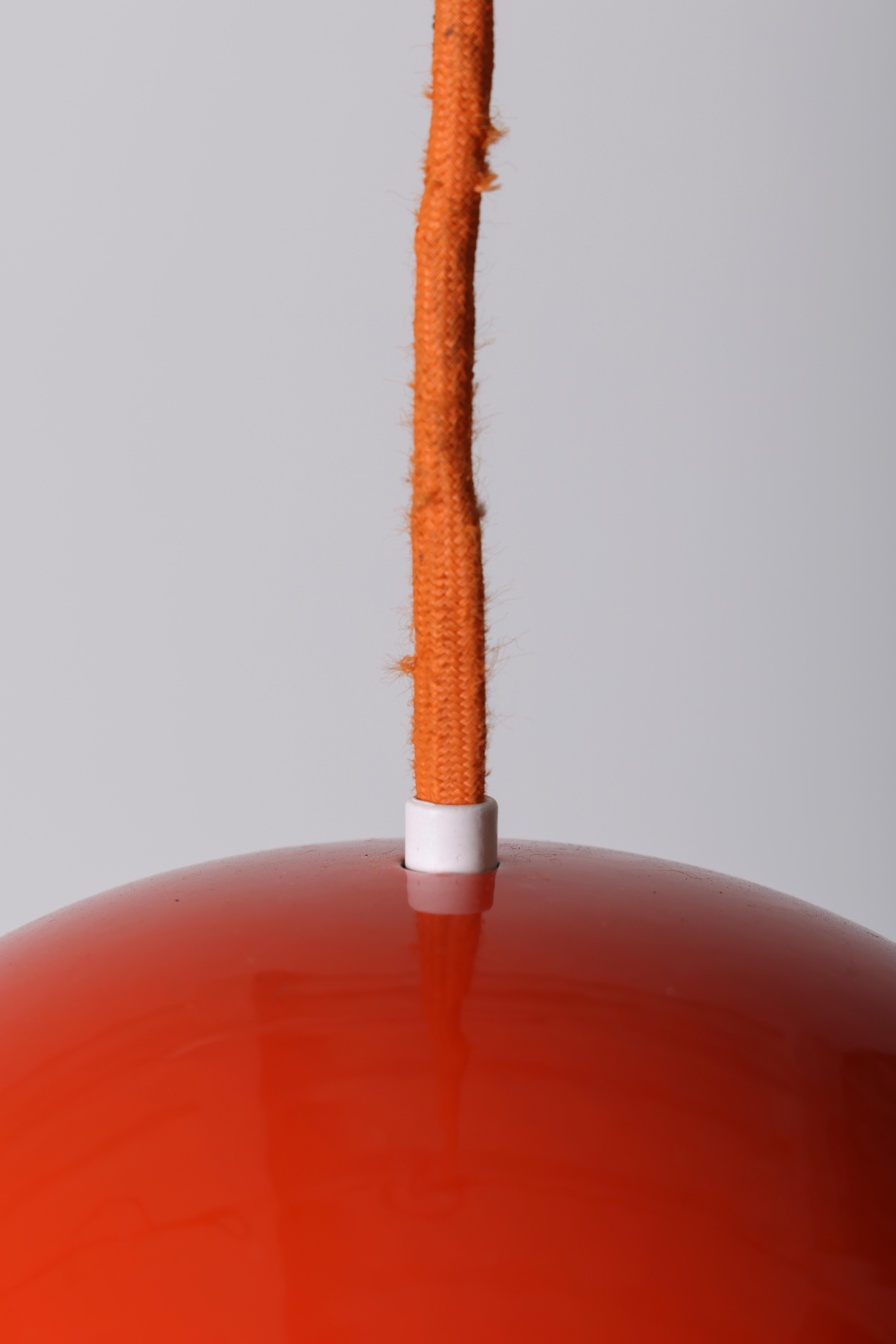 Flowerpot VP1 Pendant lamp Verner Panton In Excellent Condition In PARIS, FR