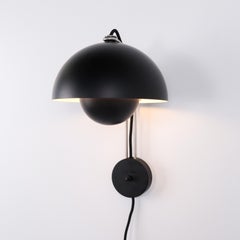 Flowerpot VP8 wall lamp in black by Verner Panton for &Tradition