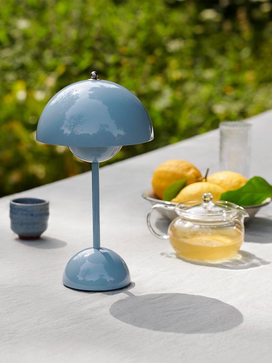 flowerpot light blue