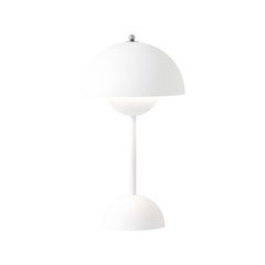 Flowerpot VP9 Portable Matt White Table Lamp from Verner Panton