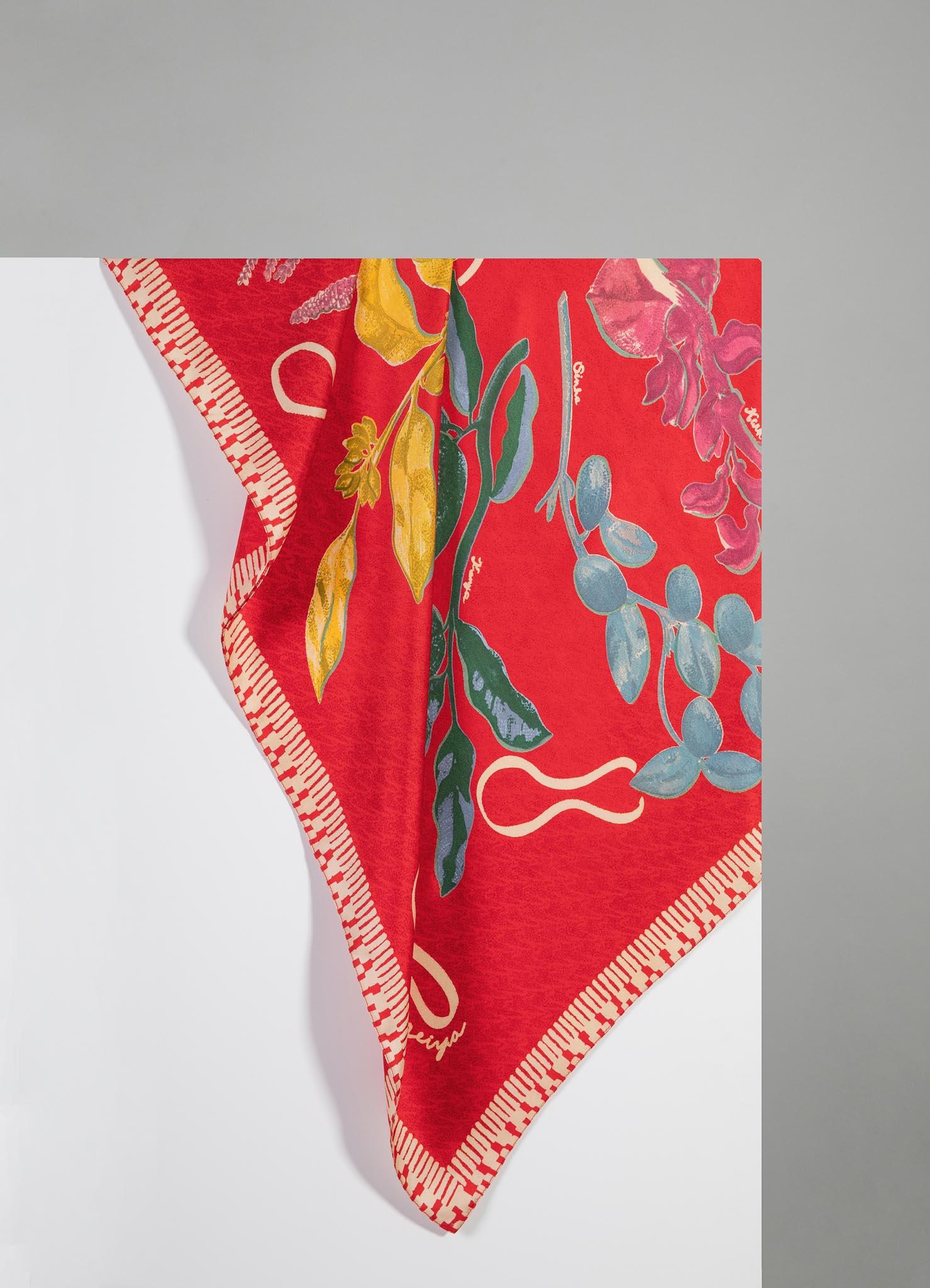Flowers And Objects Blue Silk Scarf, Viya By Vikram Goyal In New Condition For Sale In Noida, DL