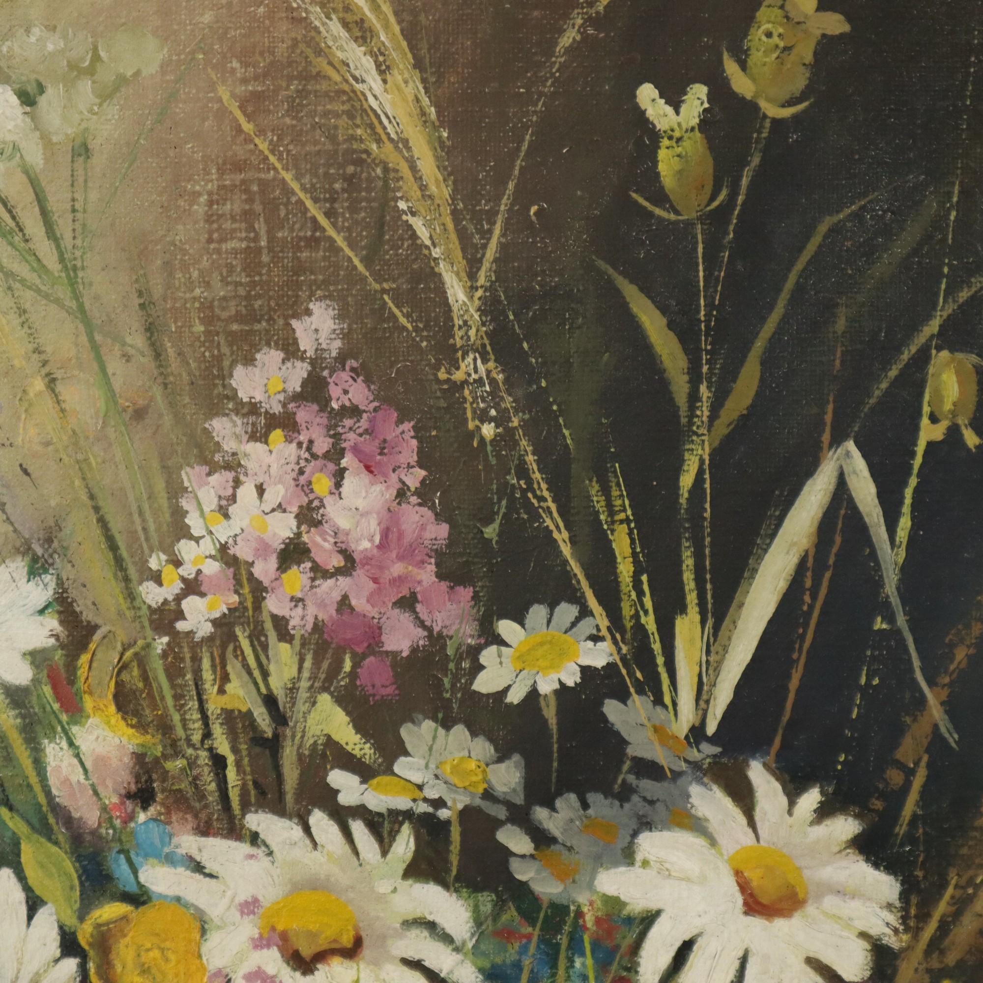 Flowers Bouquet Still Life Painting Oil on Canvas Framed Signed For Sale 2
