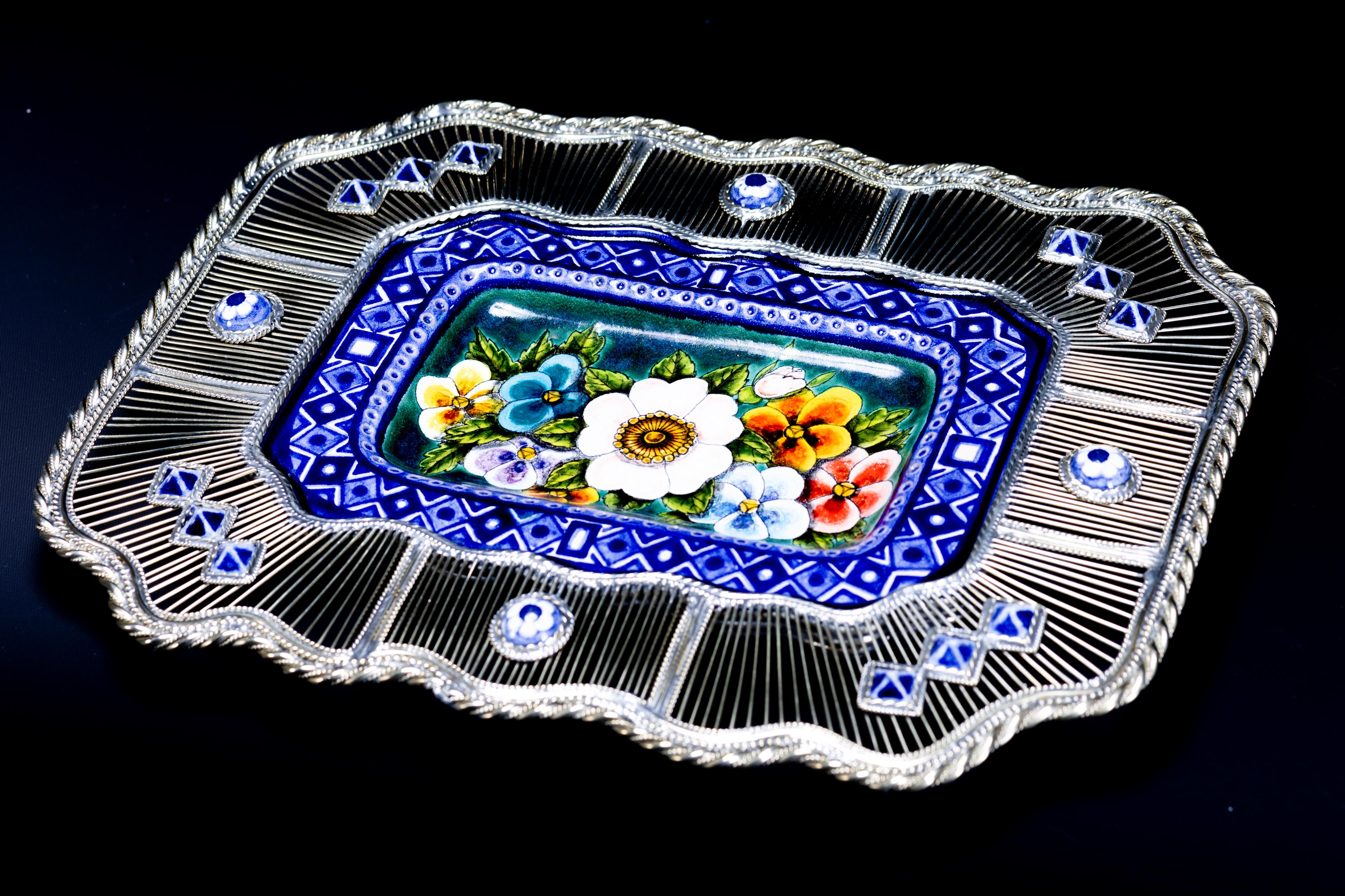 Hand-Crafted Flowers Ceramic and White Metal Tray