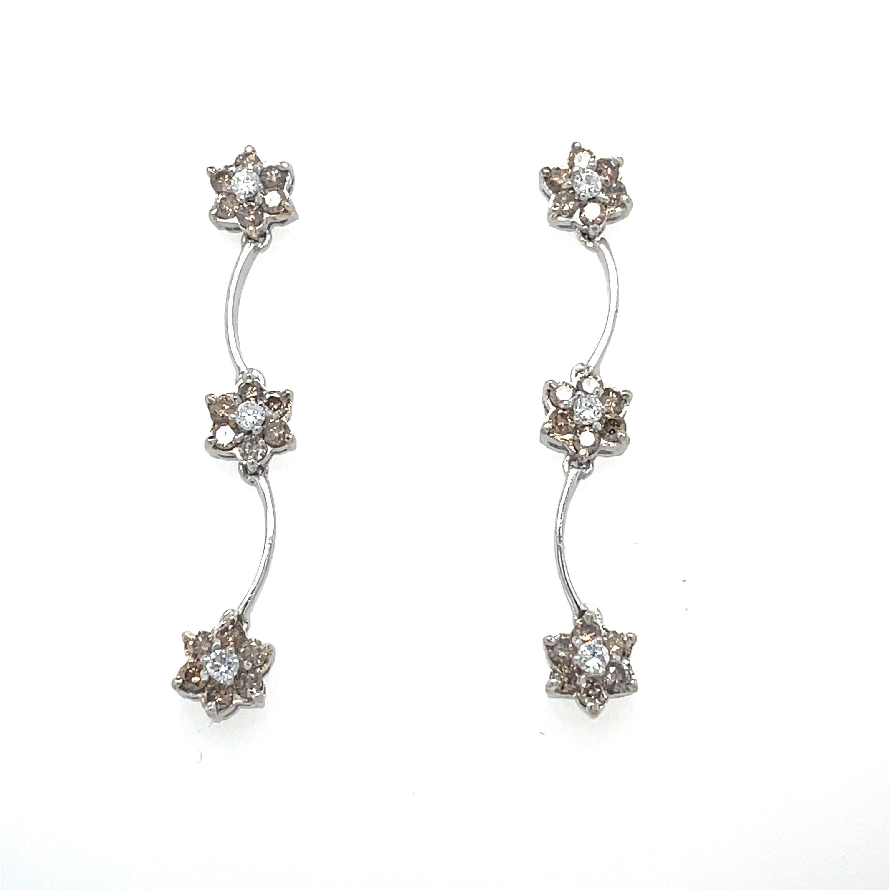 Flowers Diamond Earrings, 1.26ct Champaign and White Diamonds, 18k White Gold For Sale 6