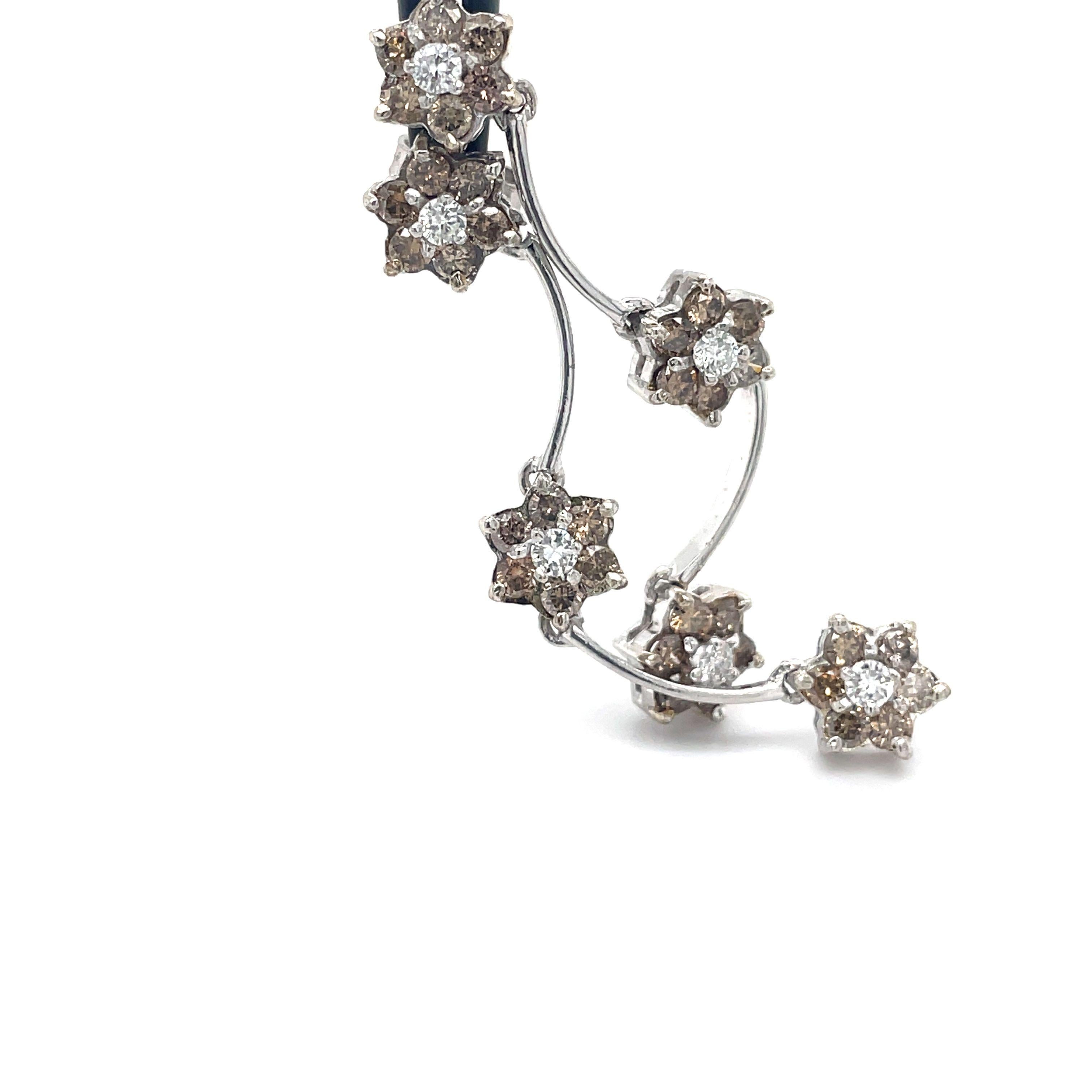 Art Nouveau Flowers Diamond Earrings, 1.26ct Champaign and White Diamonds, 18k White Gold For Sale