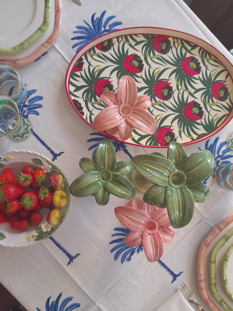 Italian Flowers Handpainted Iron Tray For Sale