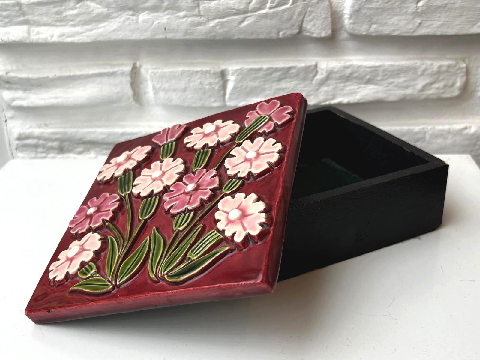 Blumen Schmuckkästchen (Emailliert) im Angebot