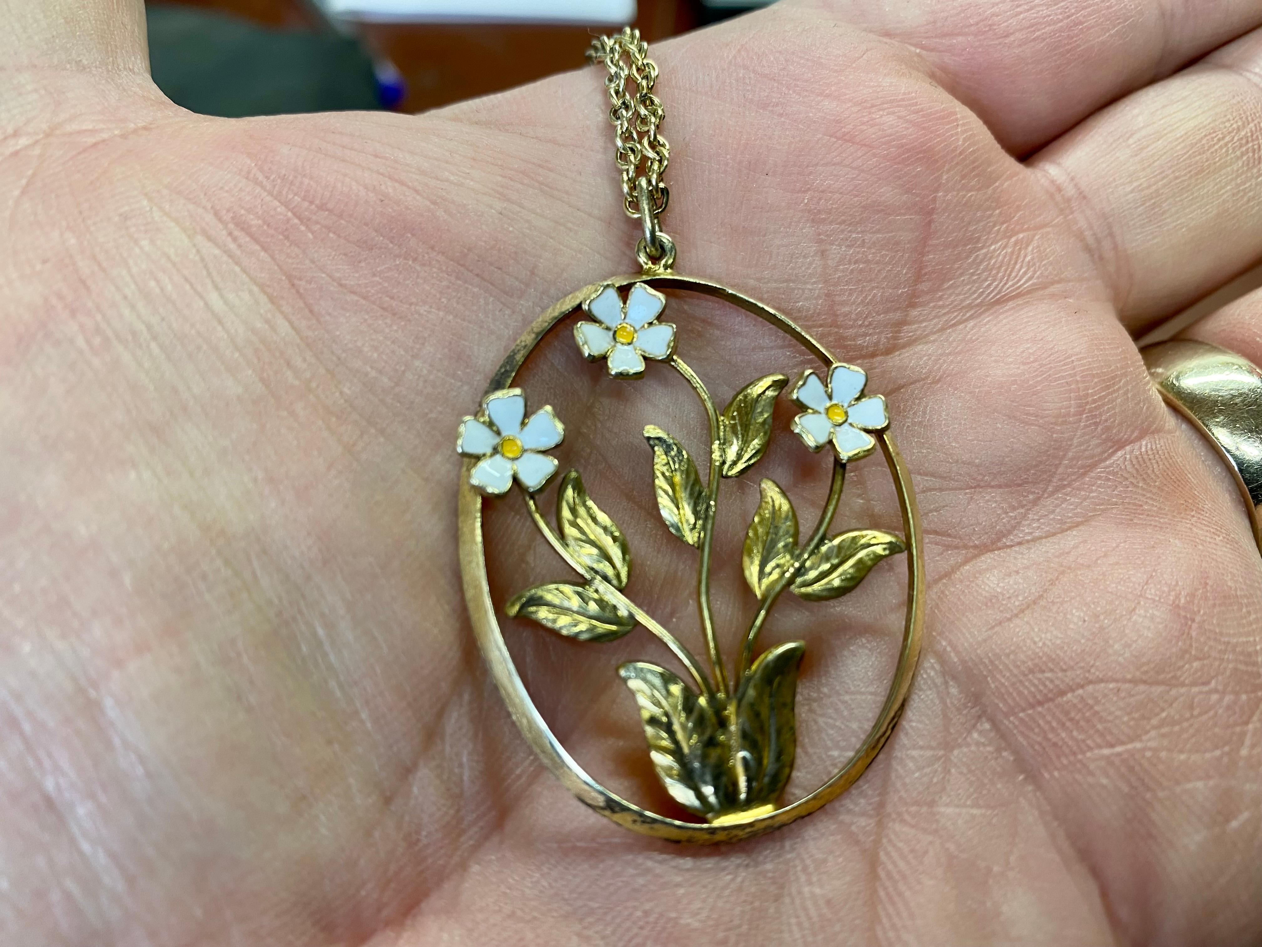 Modernist Flowers Necklace Silver Finland 1948 Flowers Enameled For Sale