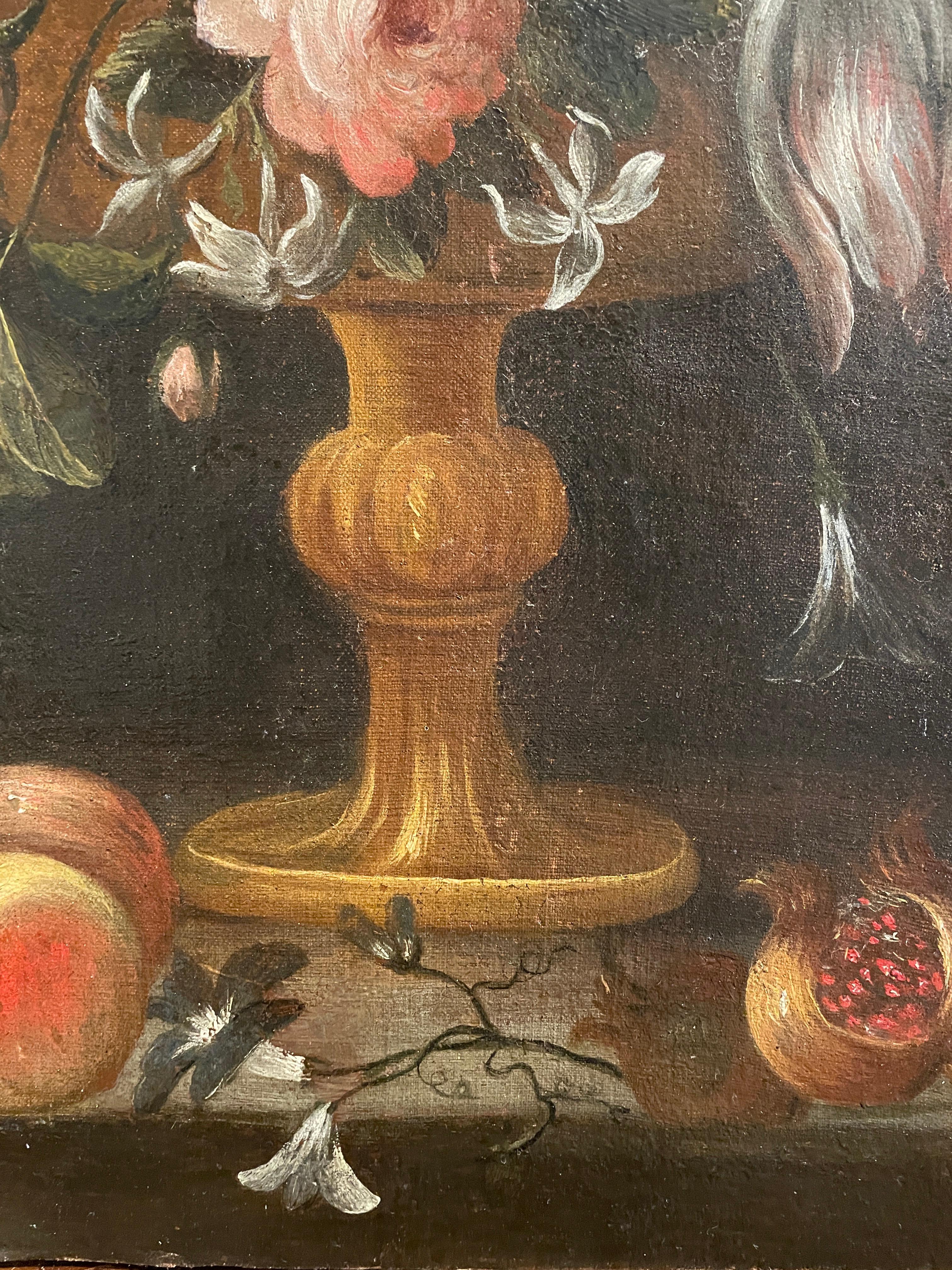 Coppia di Nature morte di FIori Frutta e Uccelli Due Dipinti Italiani 1650 circa For Sale 1