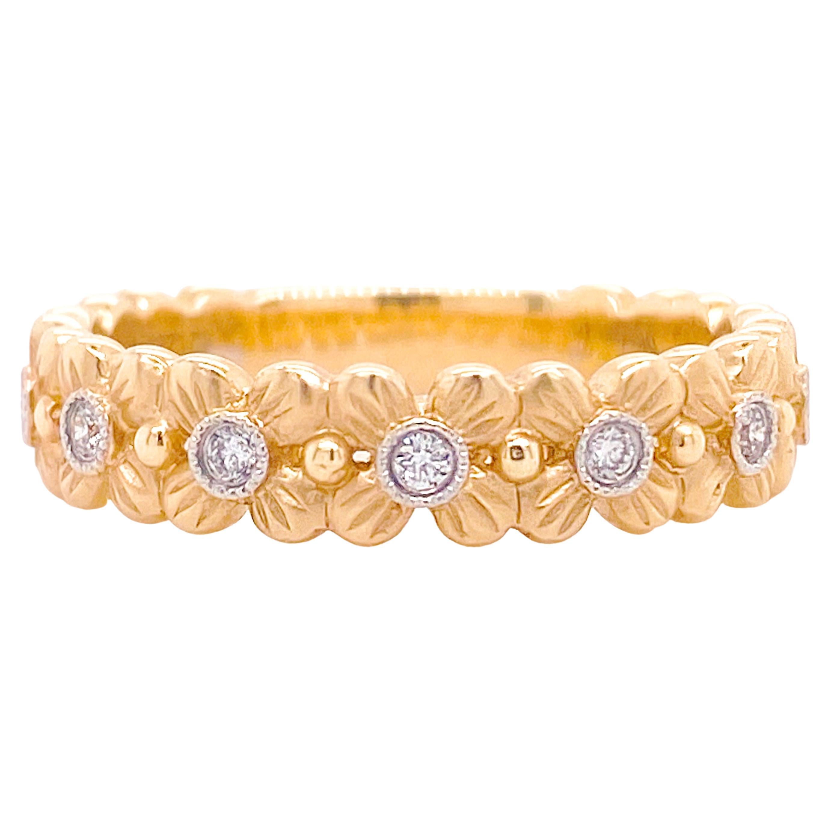 Im Angebot: Blumenmuster-Ring von Five Star Jewelry, Blumen-Eternity-Ring, Größe verfügbar ()