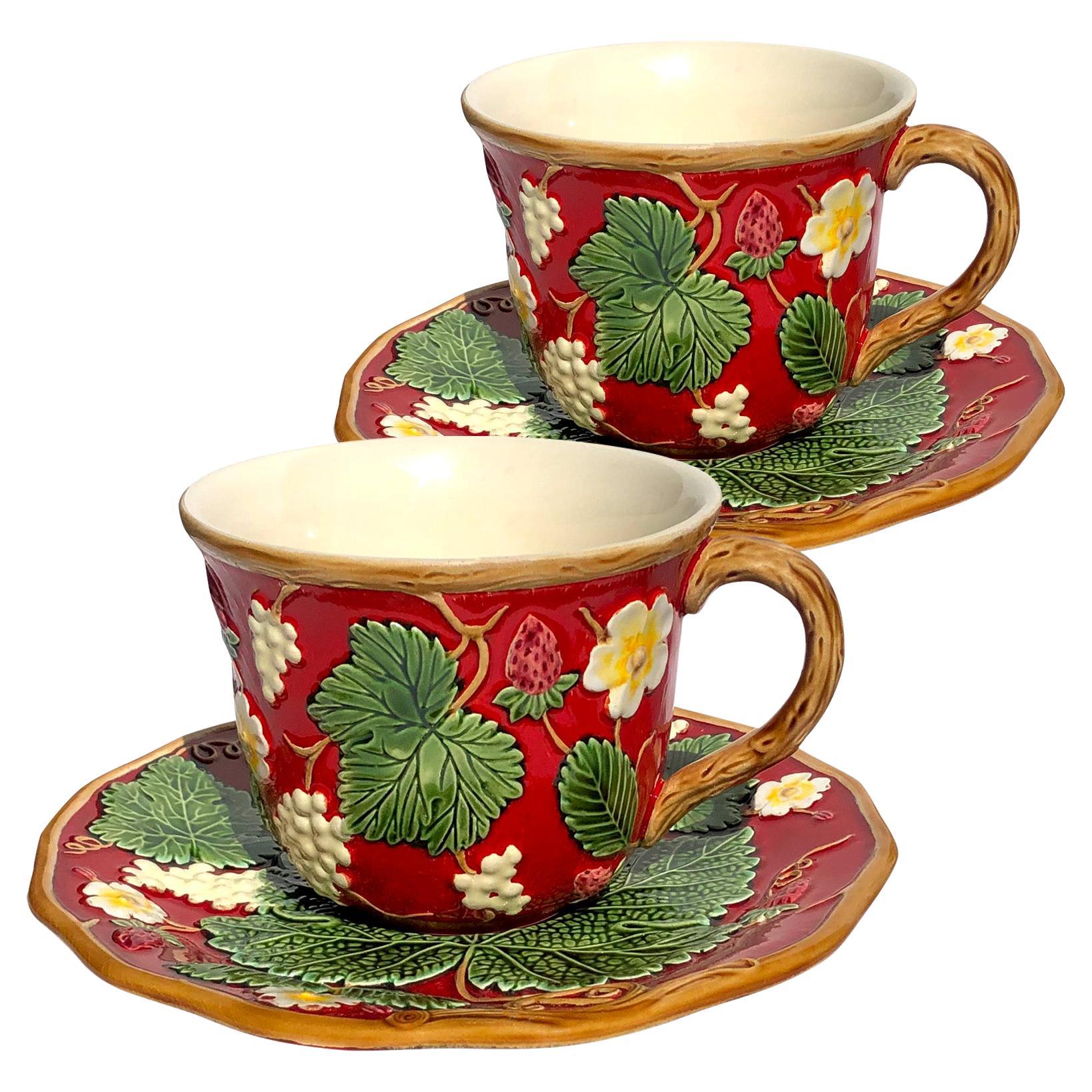 Flowery "George Sand" Breakfast Cups for 2, red color