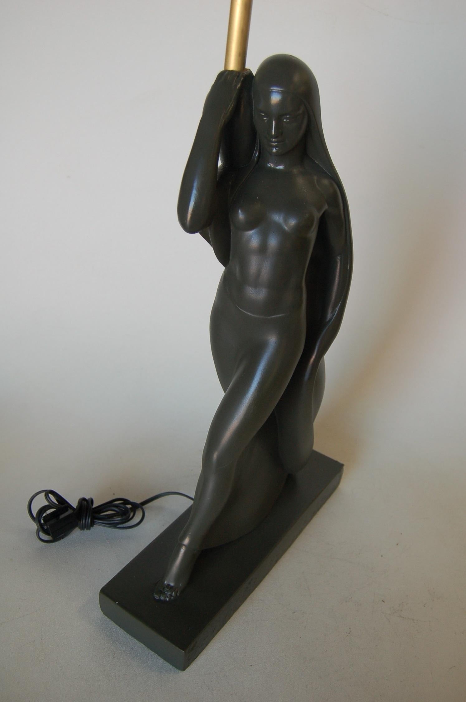 Flowing Female Figure Ceramic Table Lamp by Haruil In Excellent Condition For Sale In Van Nuys, CA